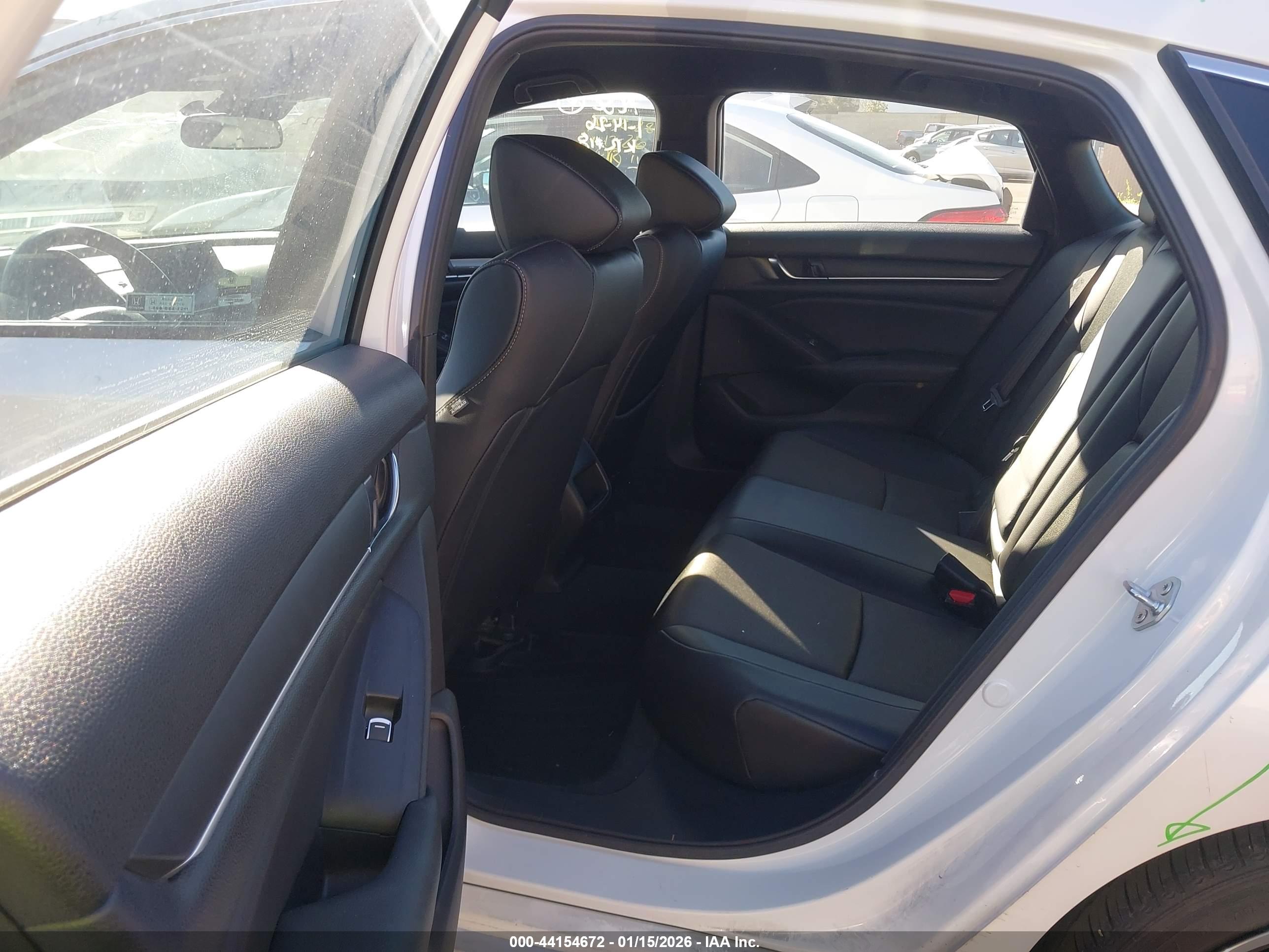 HONDA ACCORD image 8