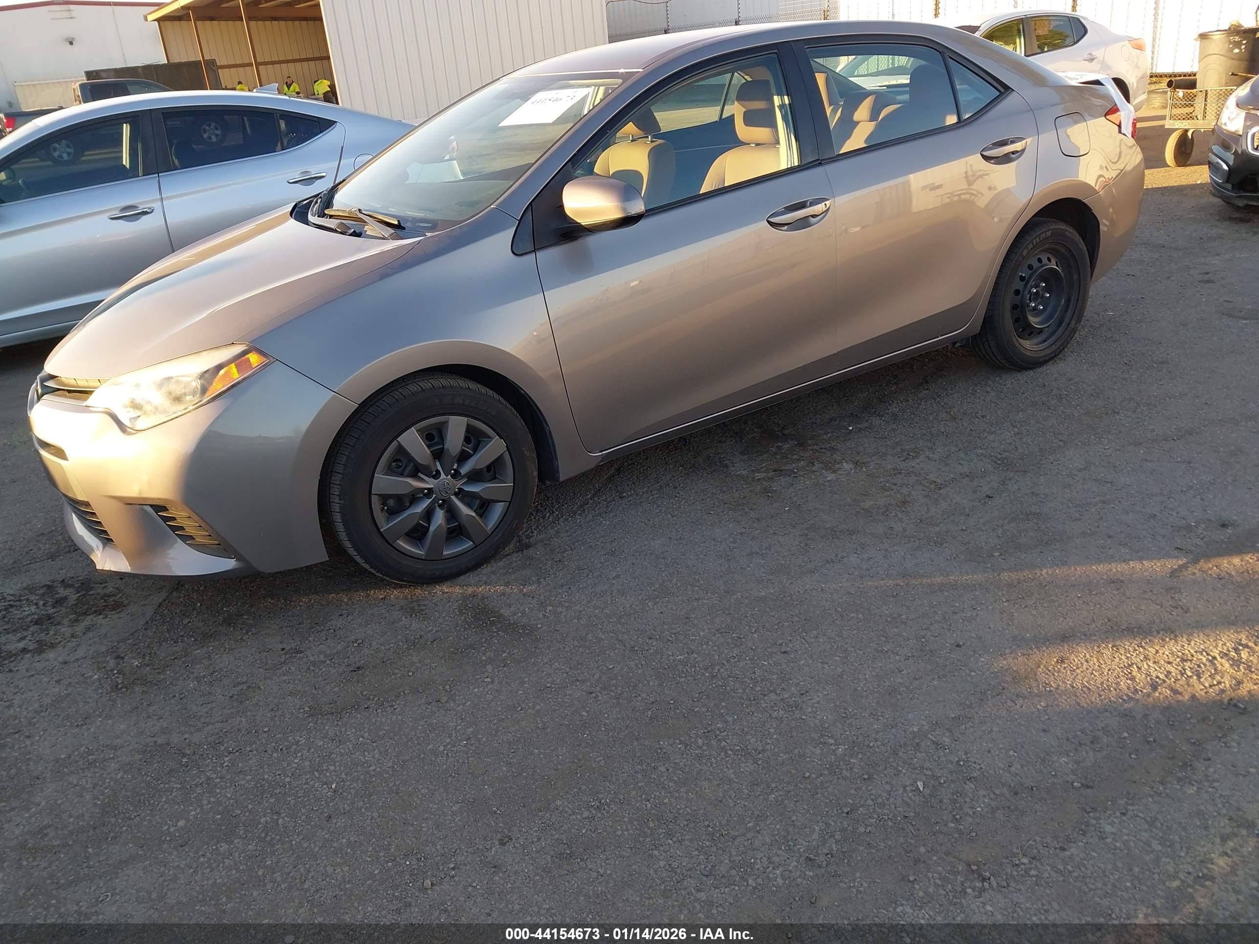 TOYOTA COROLLA image 2
