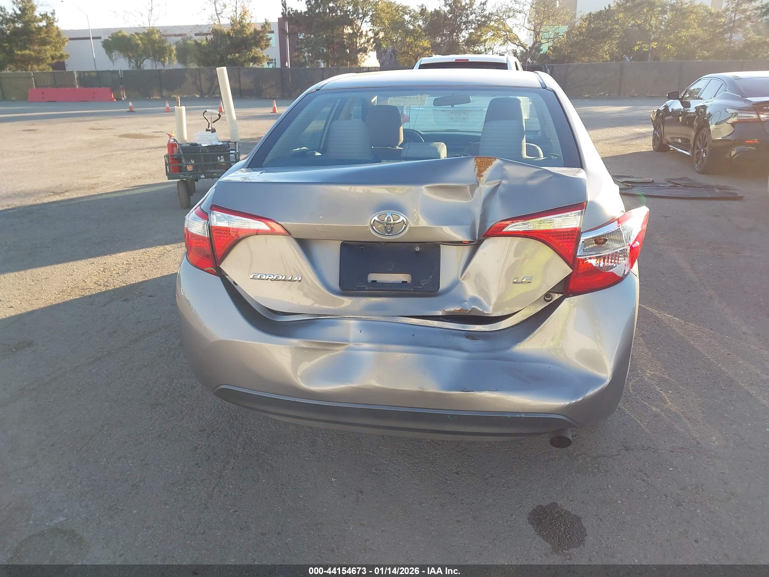 TOYOTA COROLLA image 6