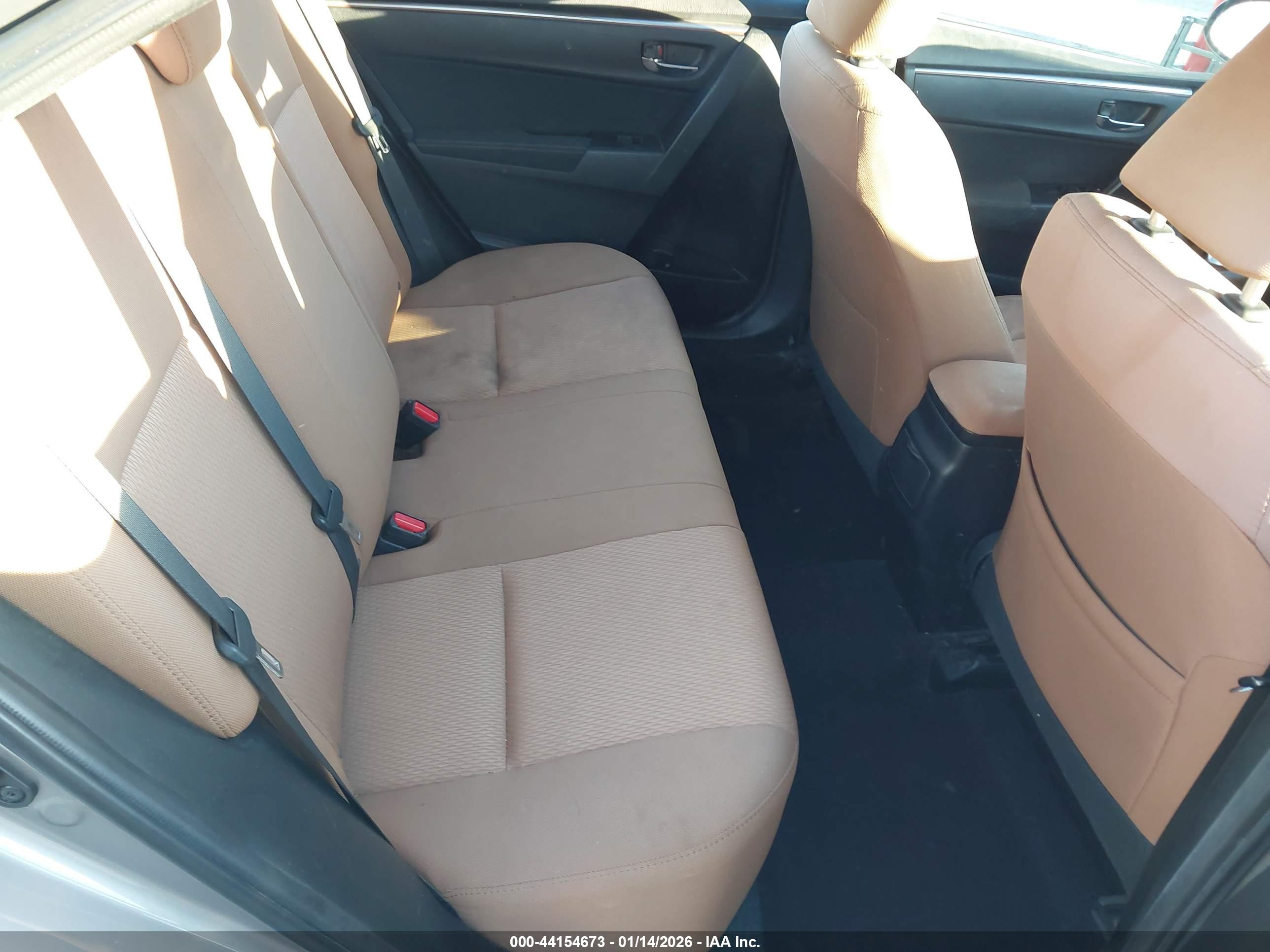 TOYOTA COROLLA image 8