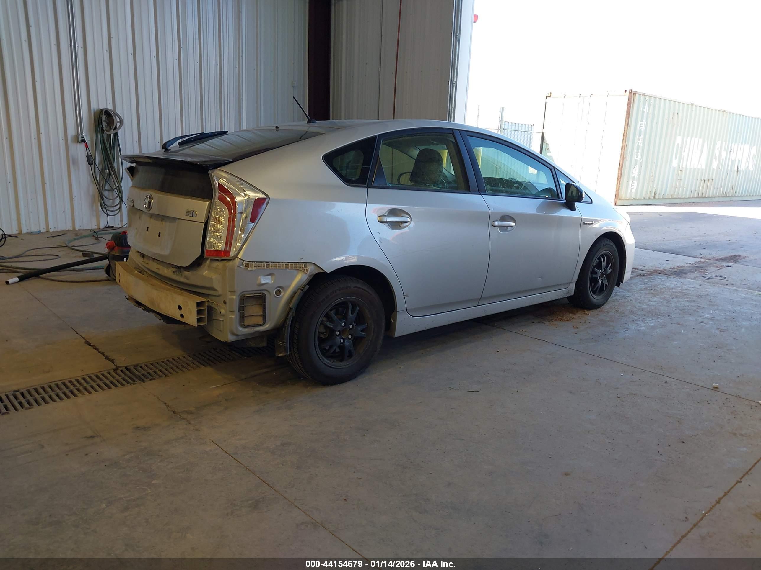 TOYOTA PRIUS image 4