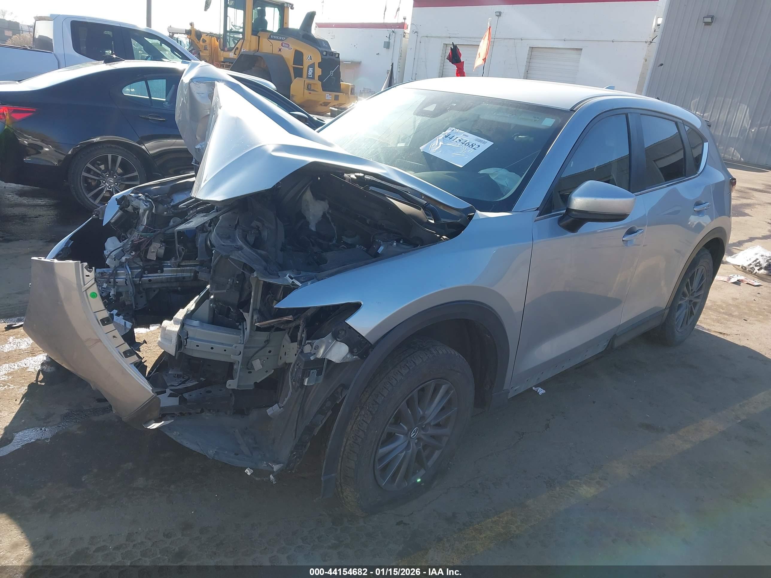 MAZDA CX-5 image 2