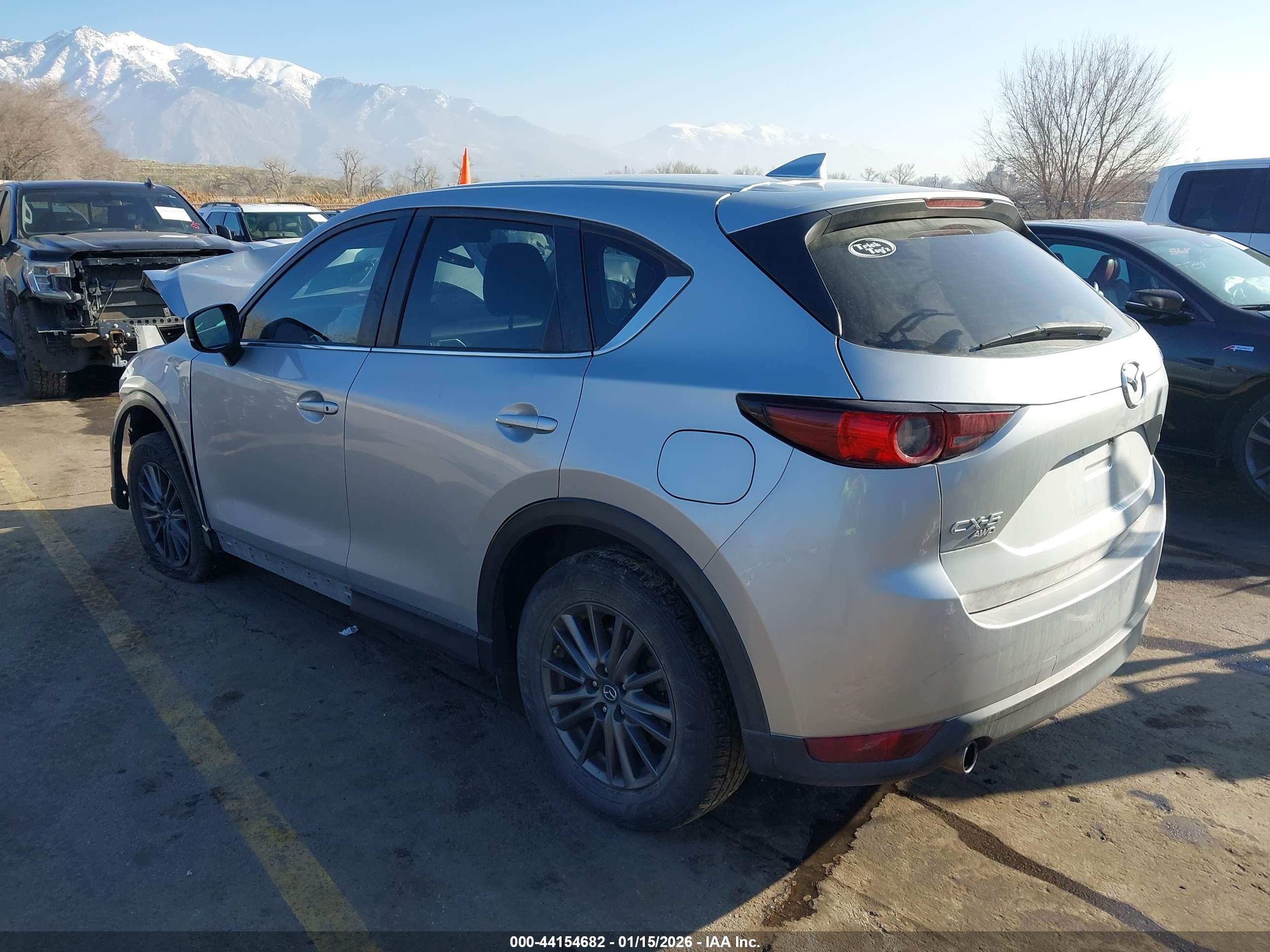 MAZDA CX-5 image 3