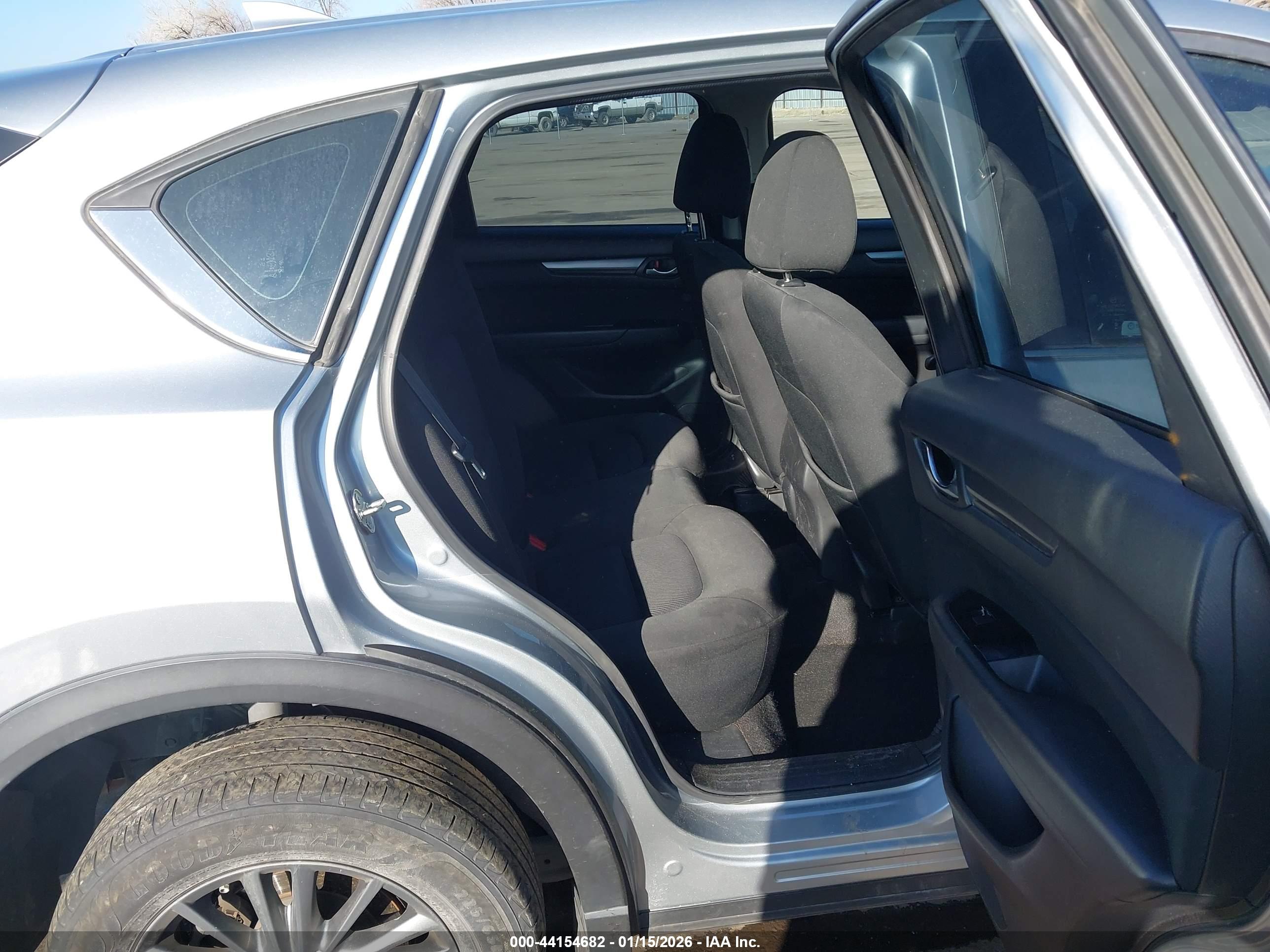MAZDA CX-5 image 8