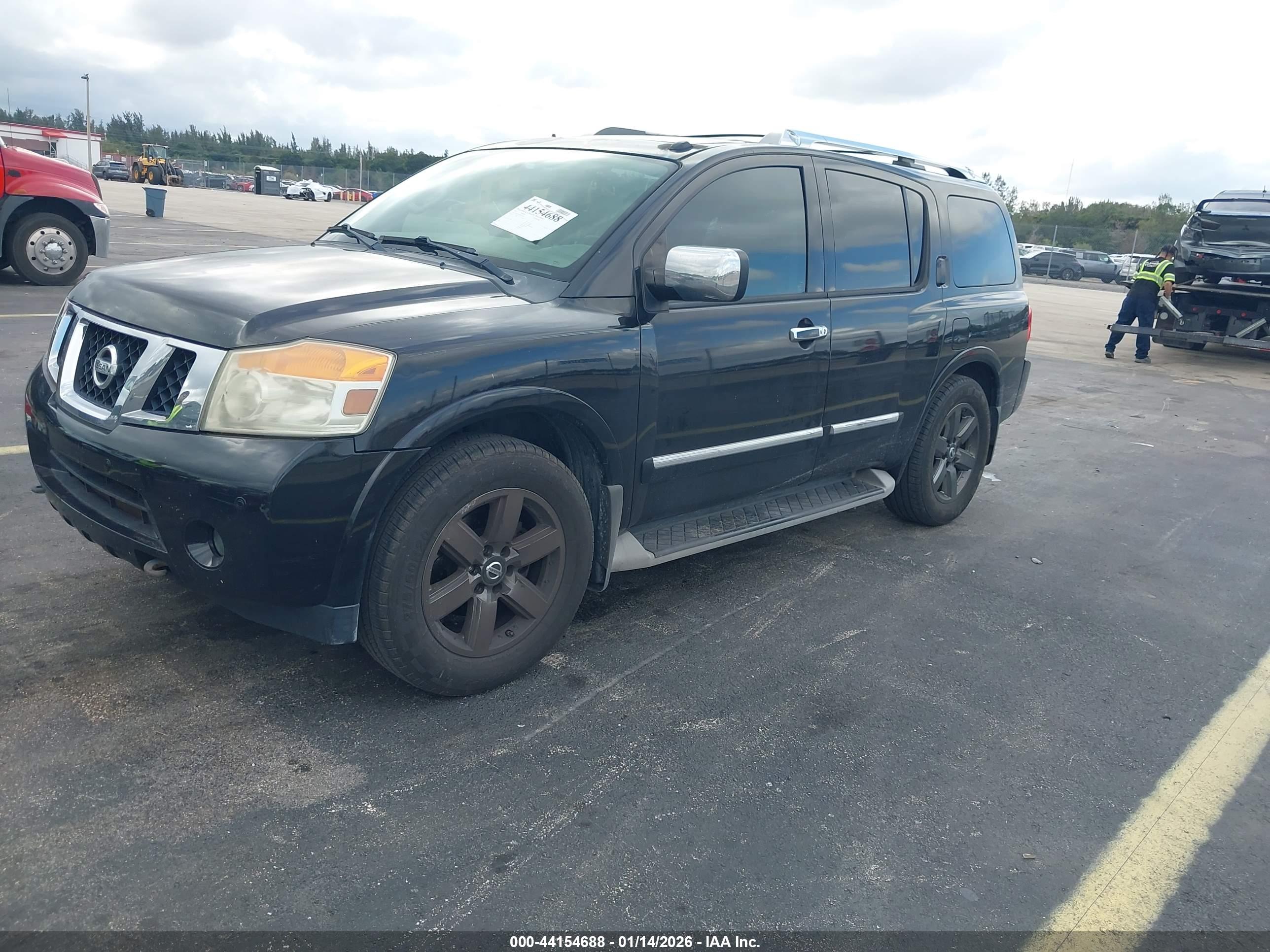NISSAN ARMADA image 2