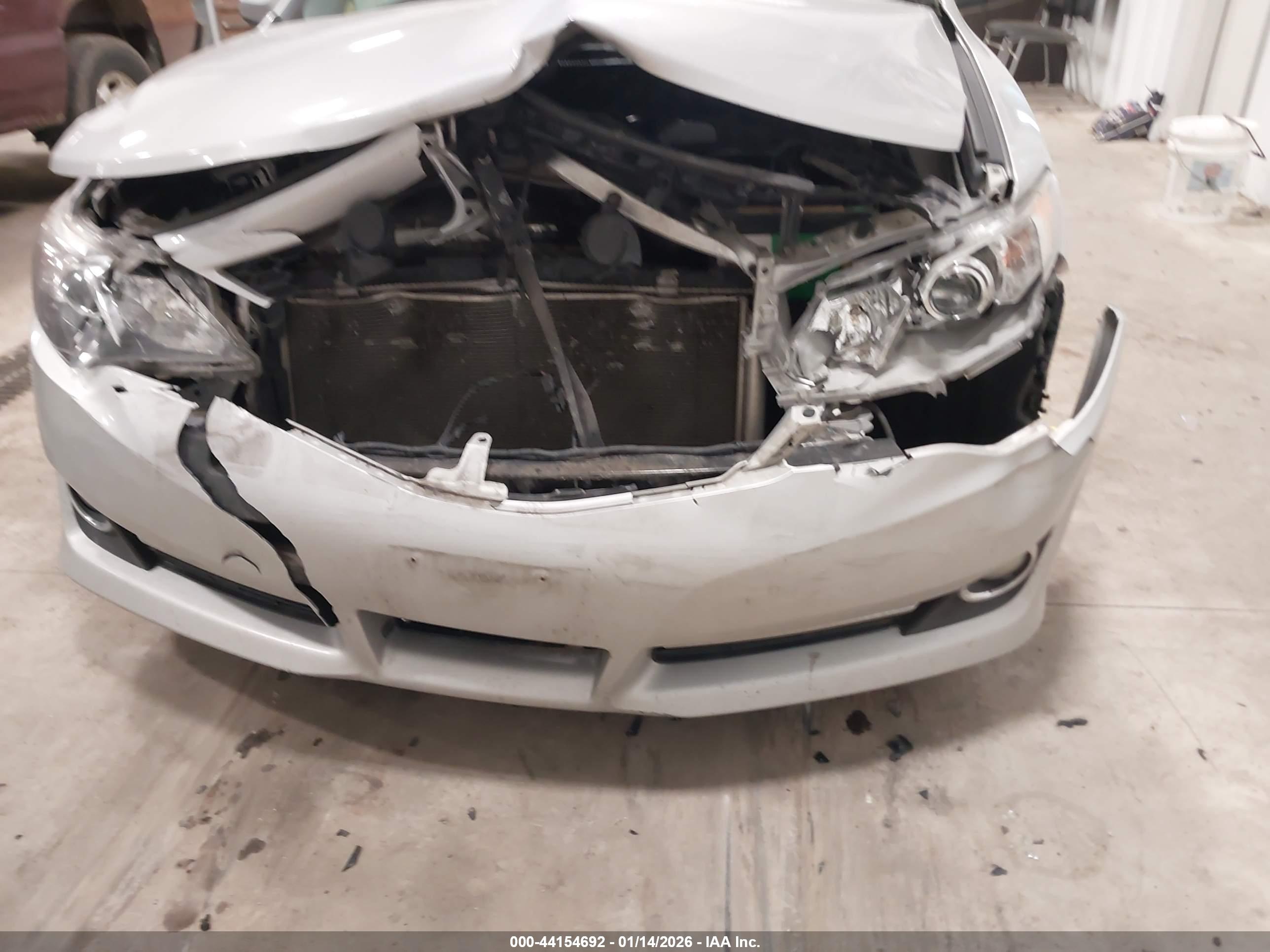 TOYOTA CAMRY image 6