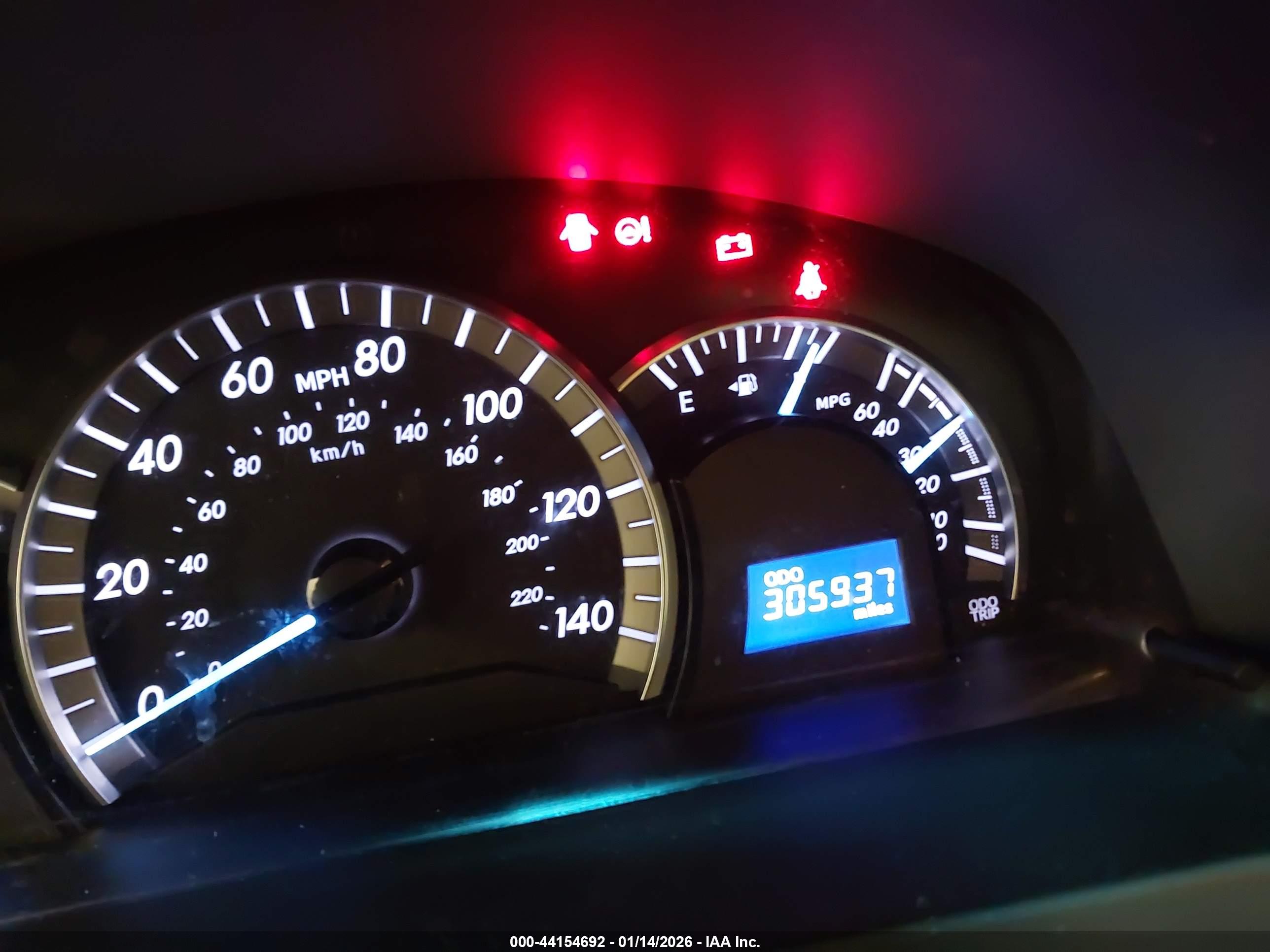 TOYOTA CAMRY image 7
