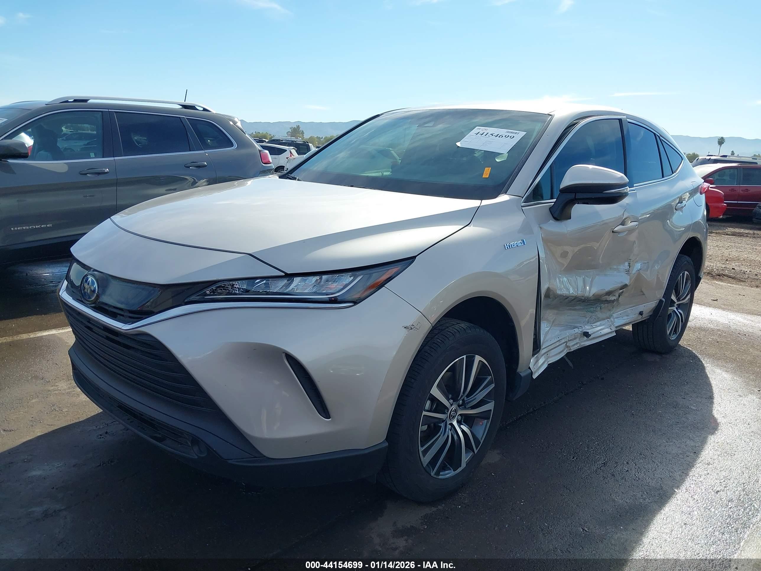 TOYOTA VENZA image 2