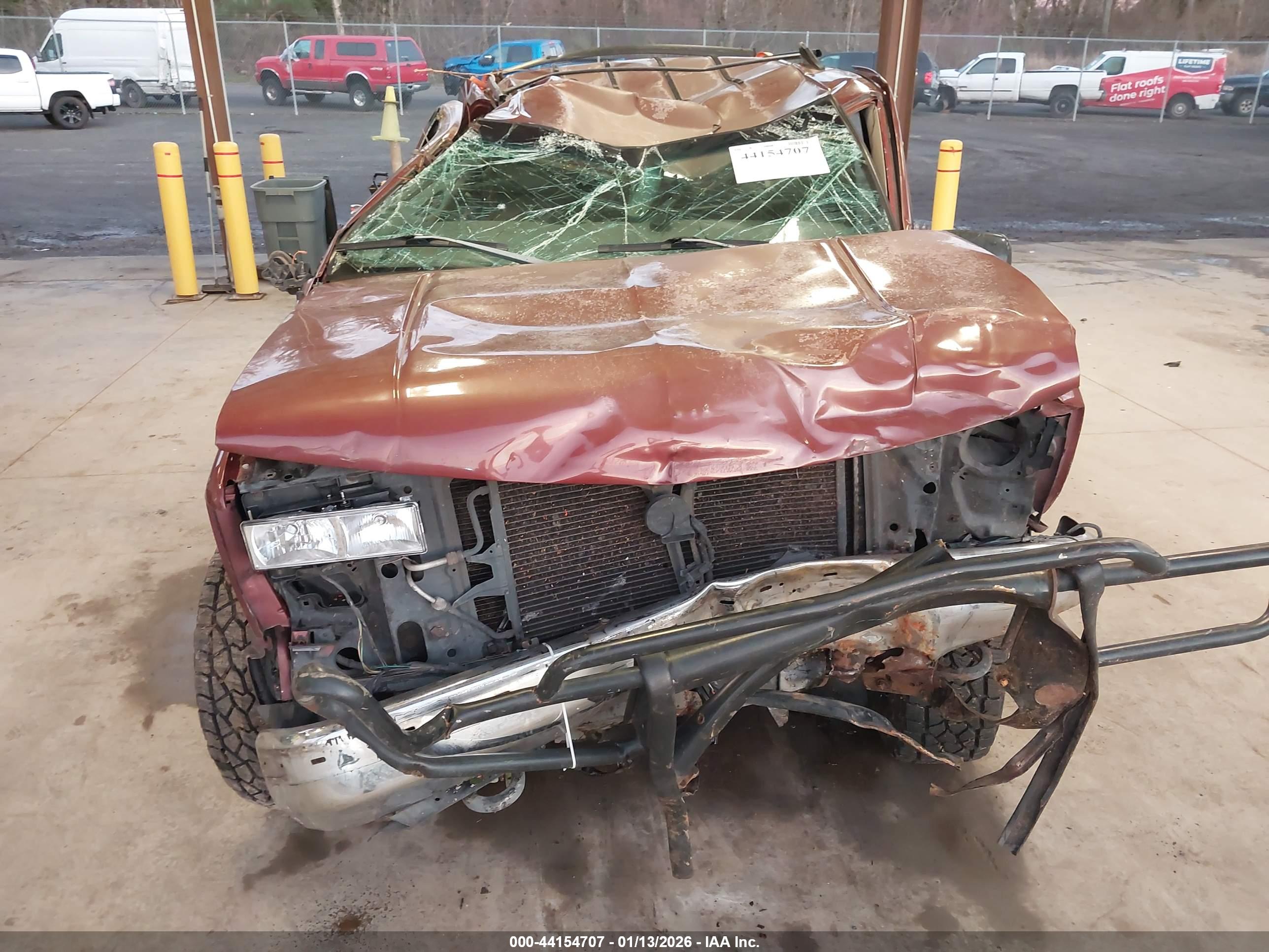 GMC YUKON image 6