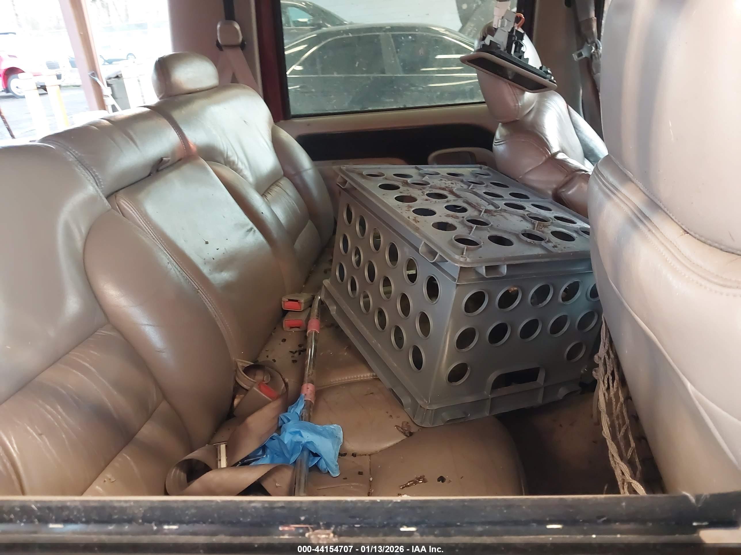 GMC YUKON image 8