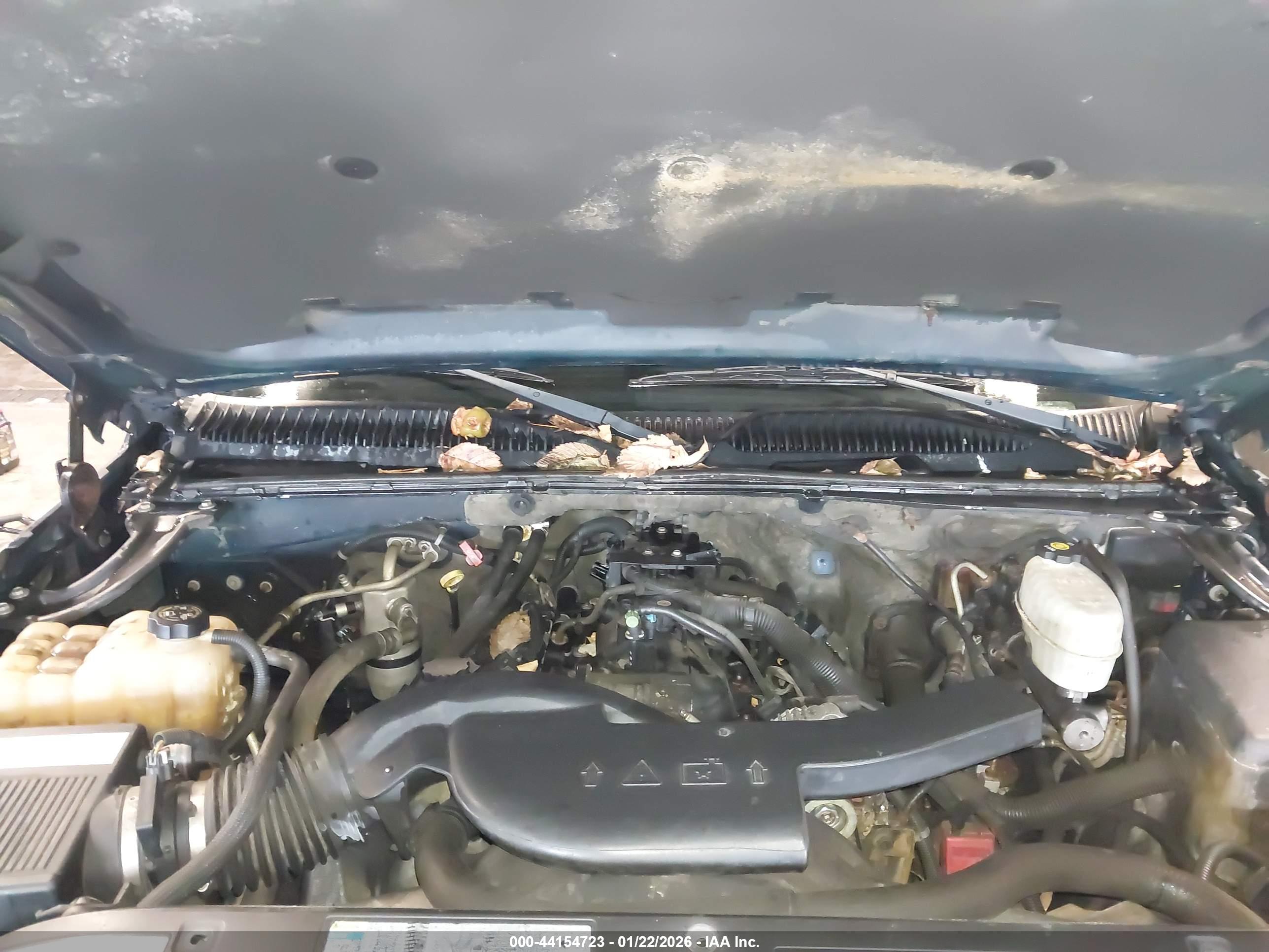 CHEVROLET AVALANCHE image 10