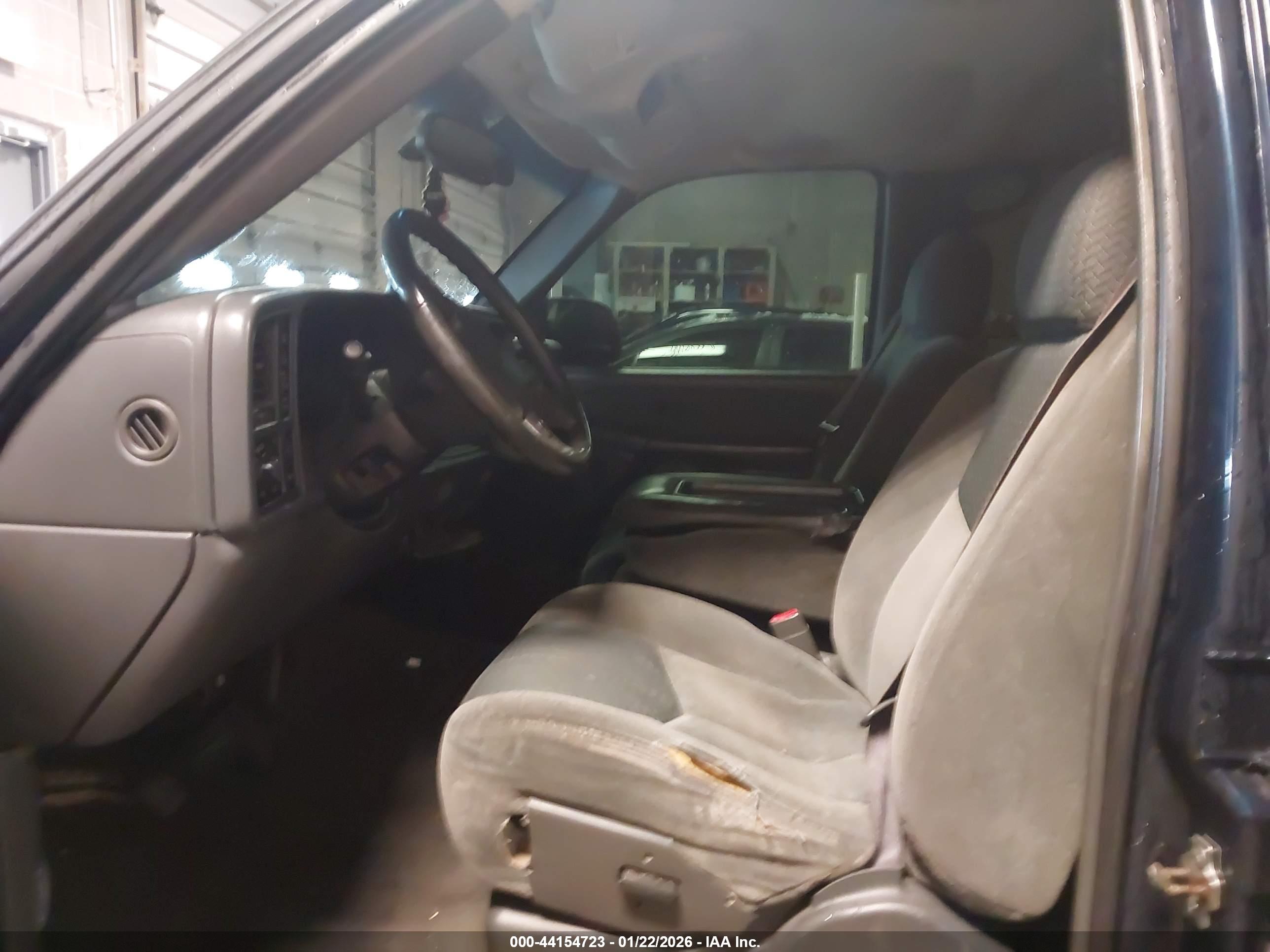 CHEVROLET AVALANCHE image 5