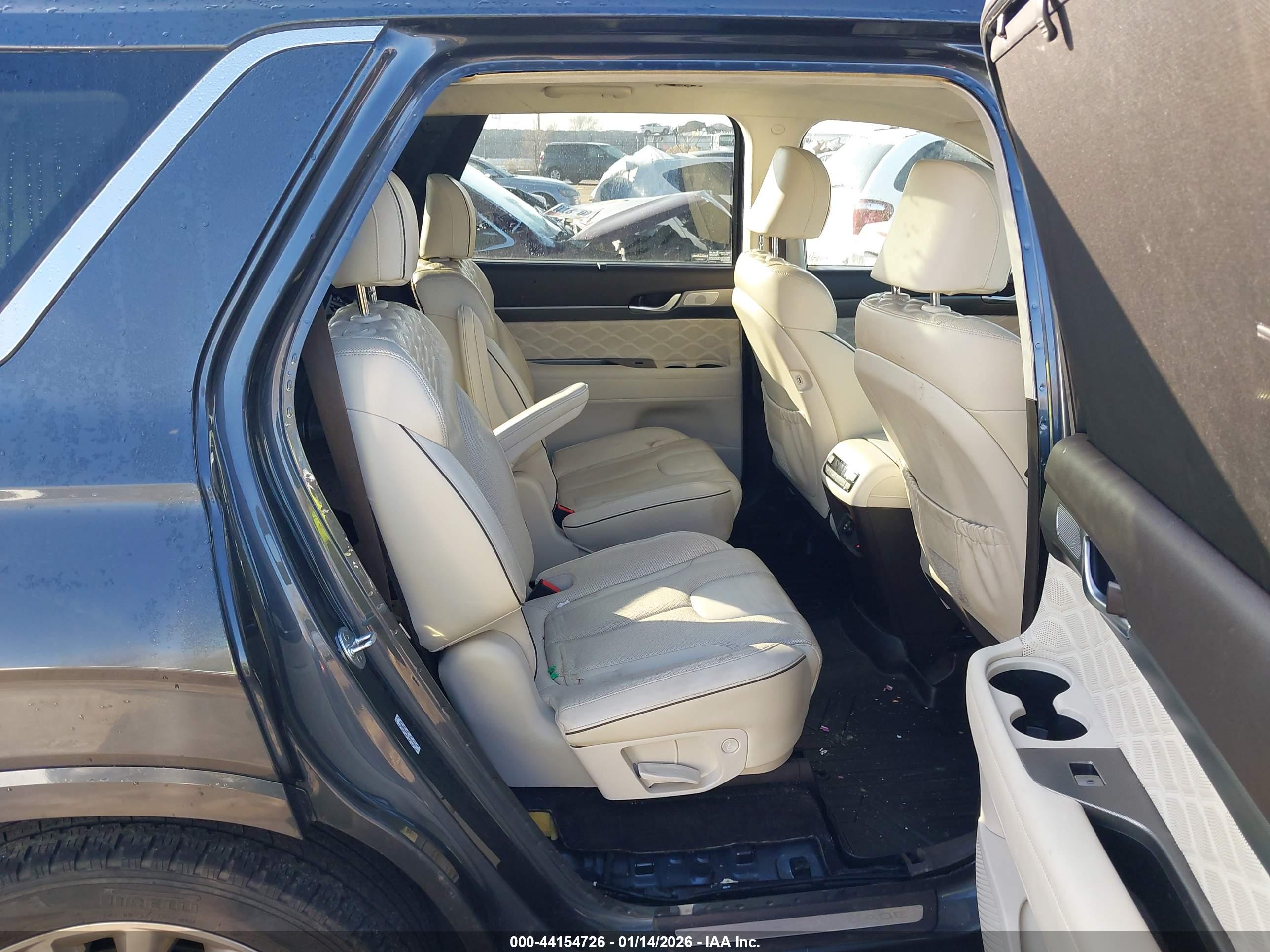 HYUNDAI PALISADE image 8