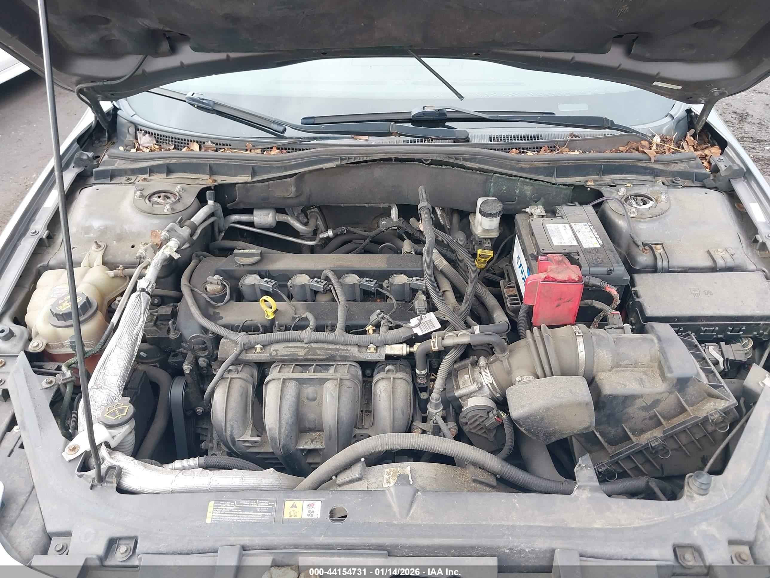 FORD FUSION image 10