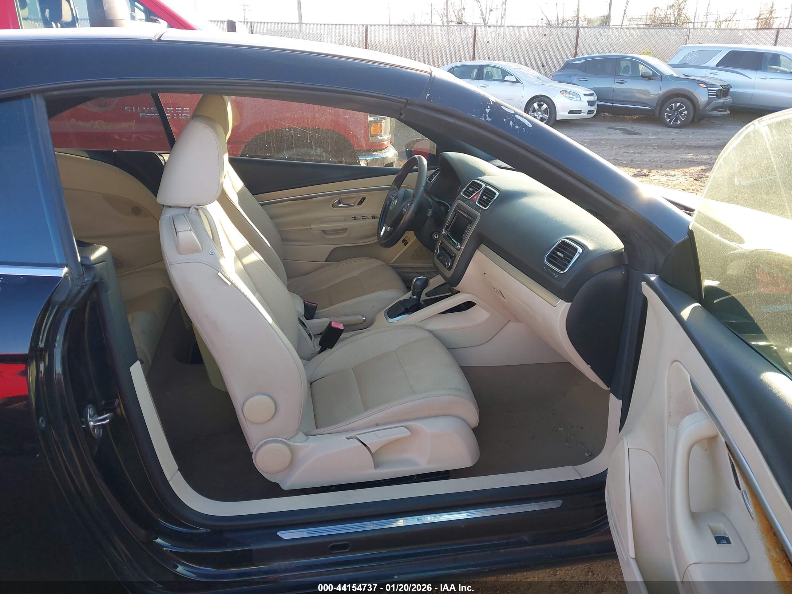 VOLKSWAGEN EOS image 5