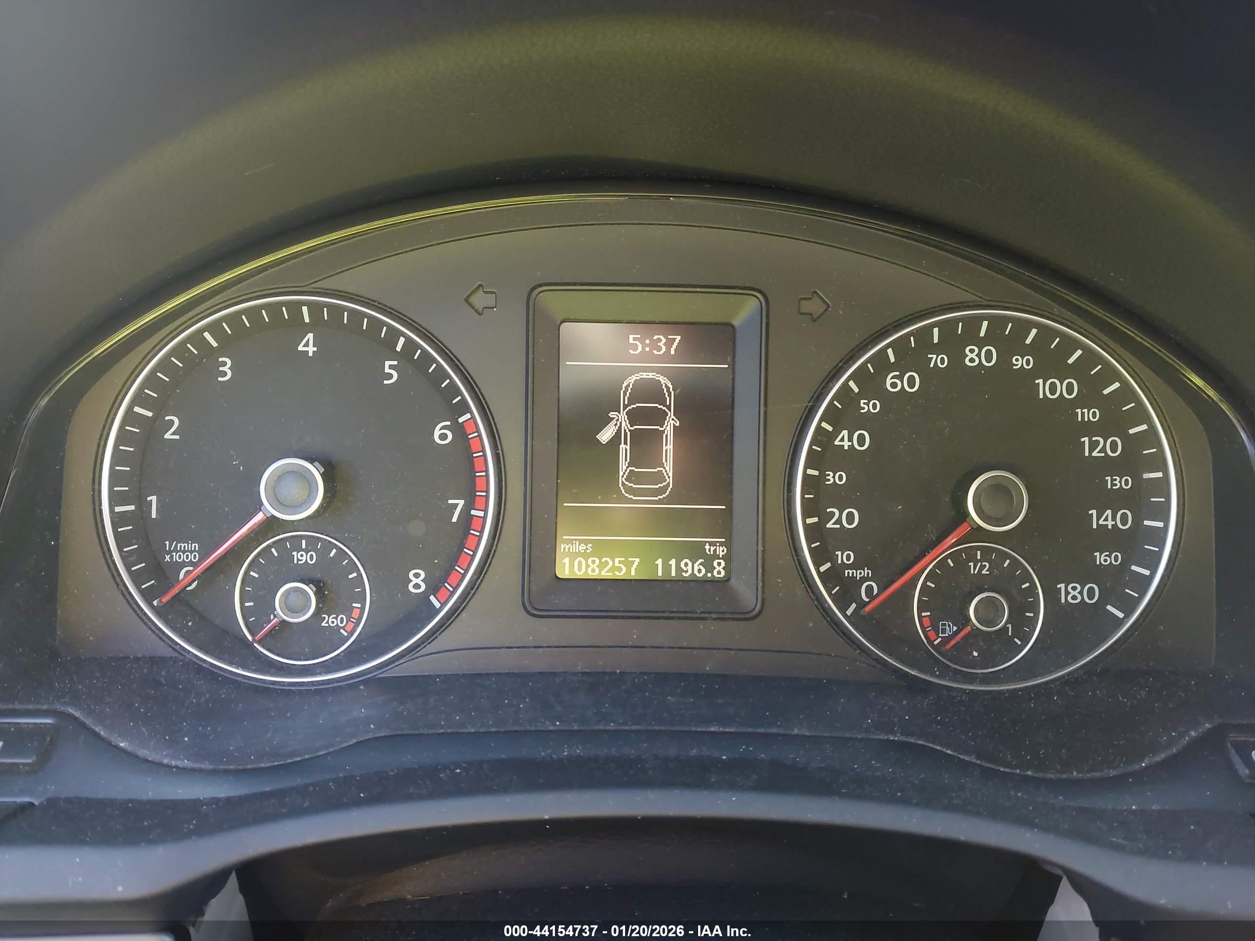 VOLKSWAGEN EOS image 7