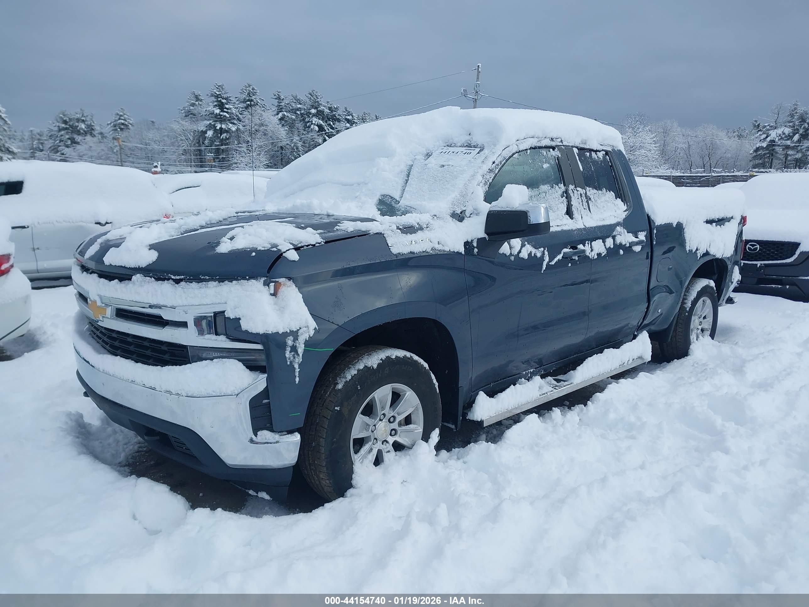 CHEVROLET SILVERADO image 2