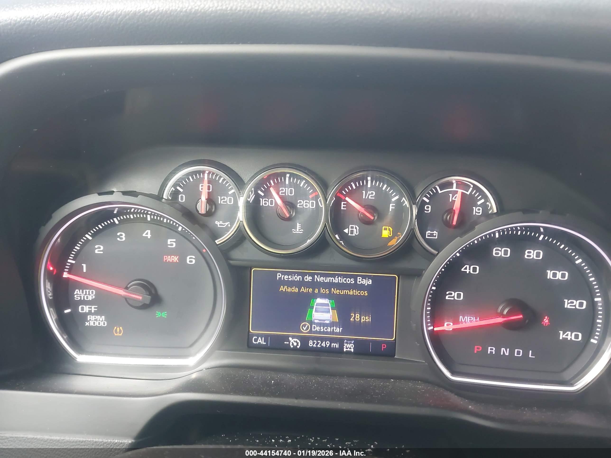 CHEVROLET SILVERADO image 7
