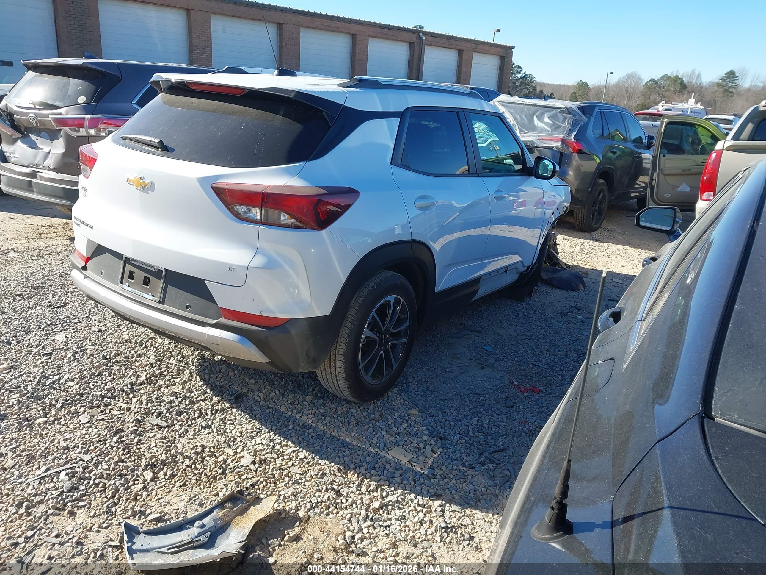 CHEVROLET TRAILBLAZER image 4
