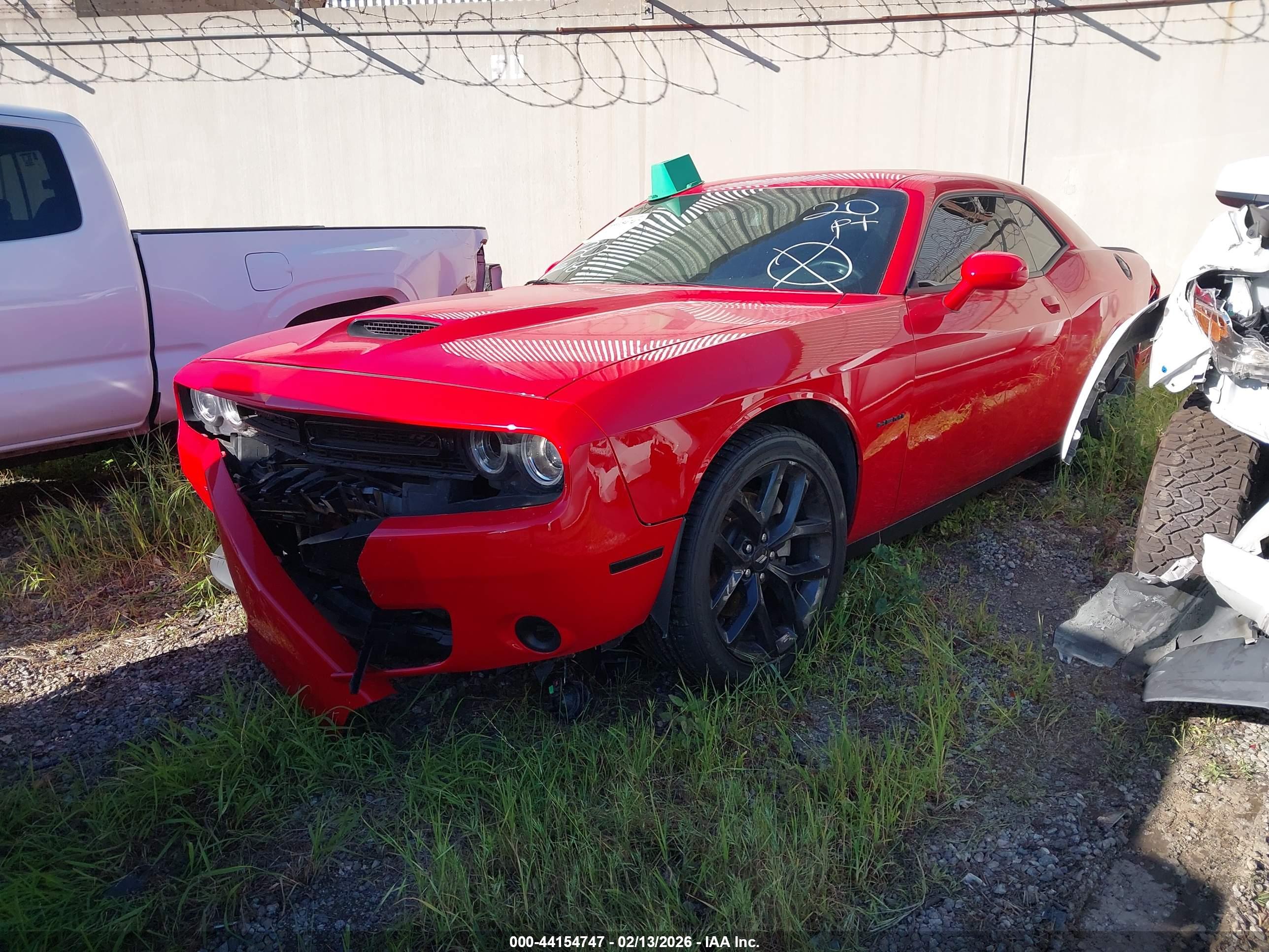 DODGE CHALLENGER image 2