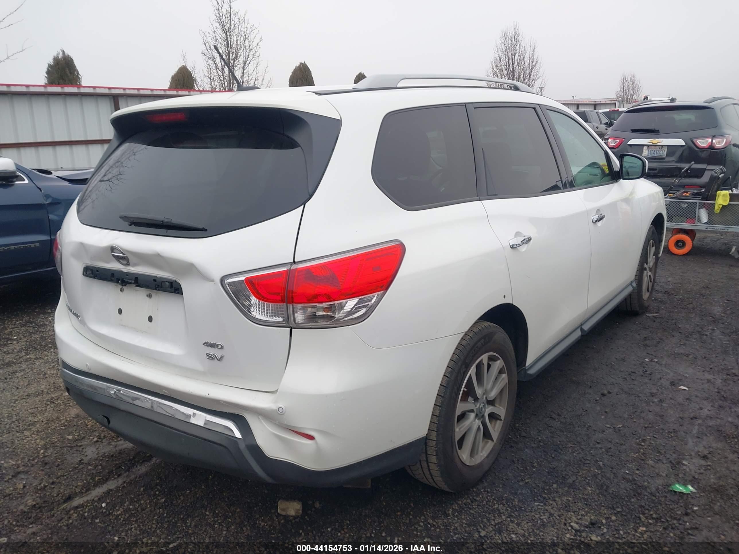 NISSAN PATHFINDER image 4