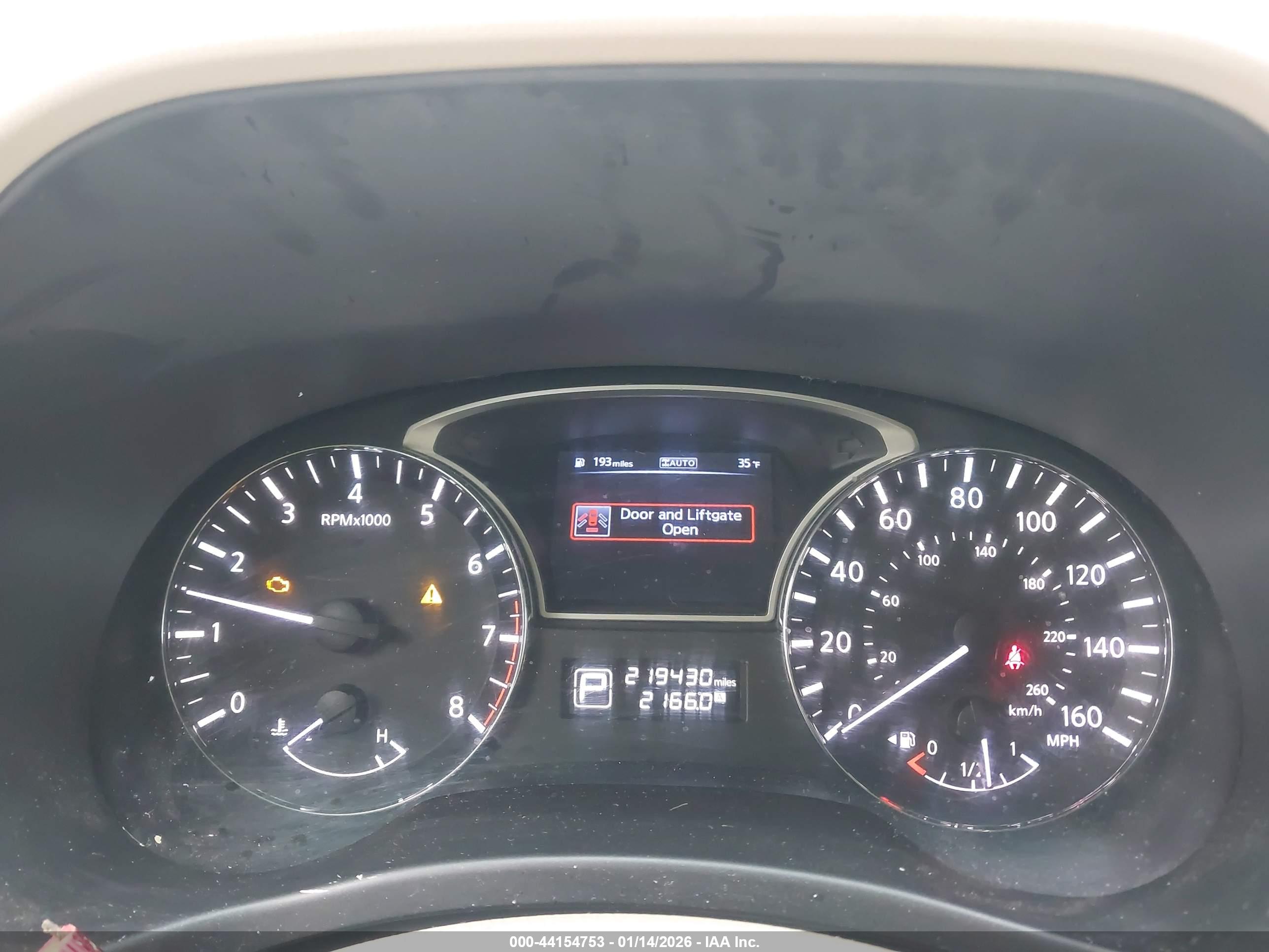 NISSAN PATHFINDER image 7