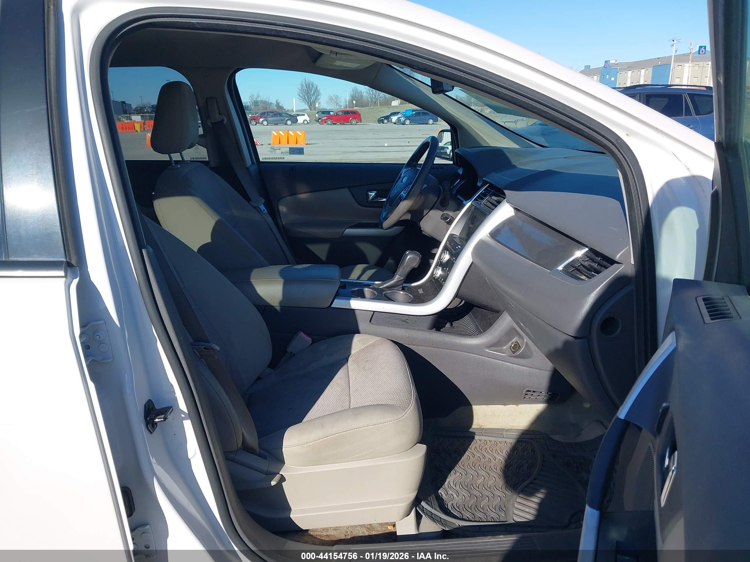FORD EDGE image 5
