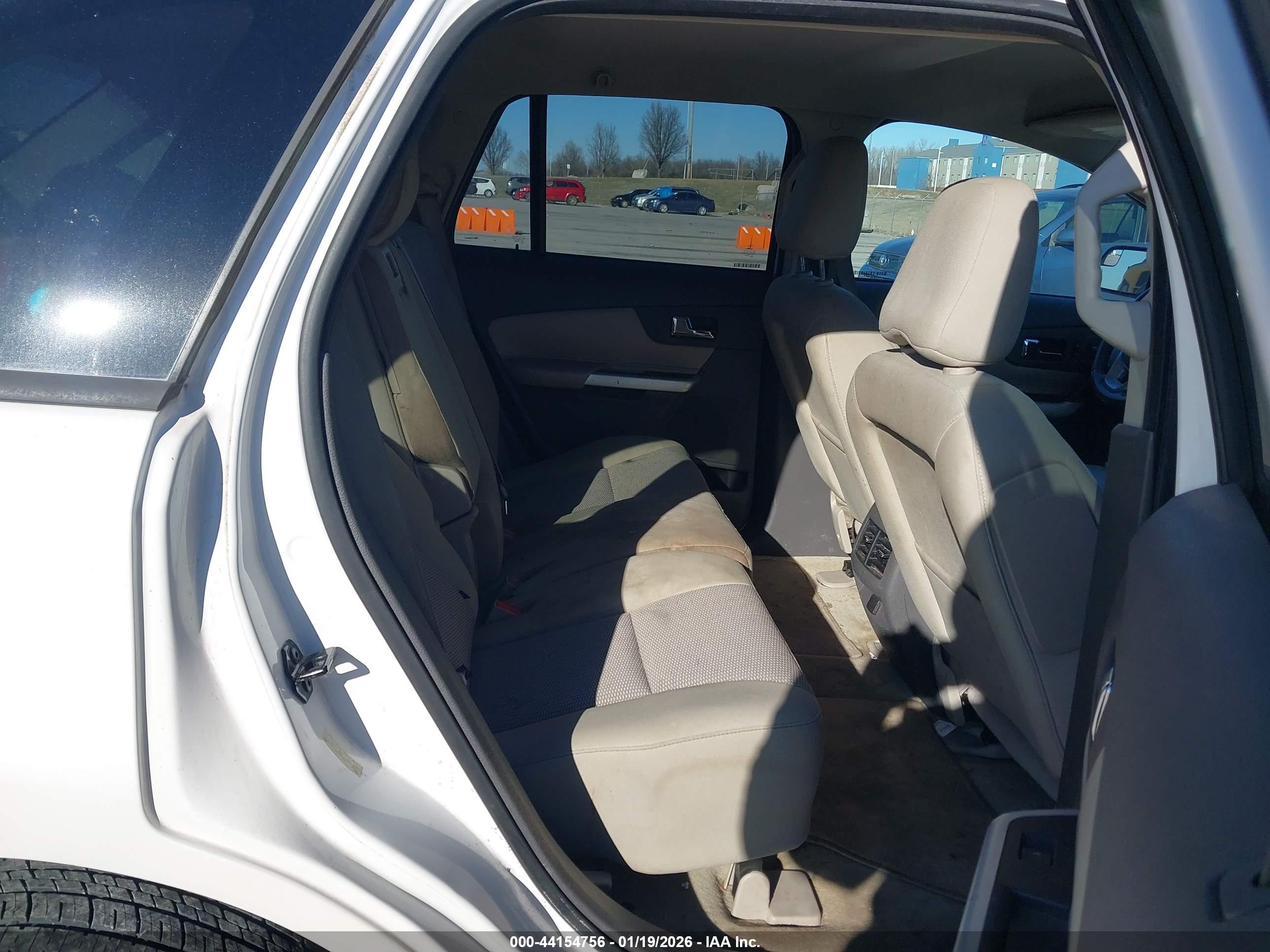 FORD EDGE image 8