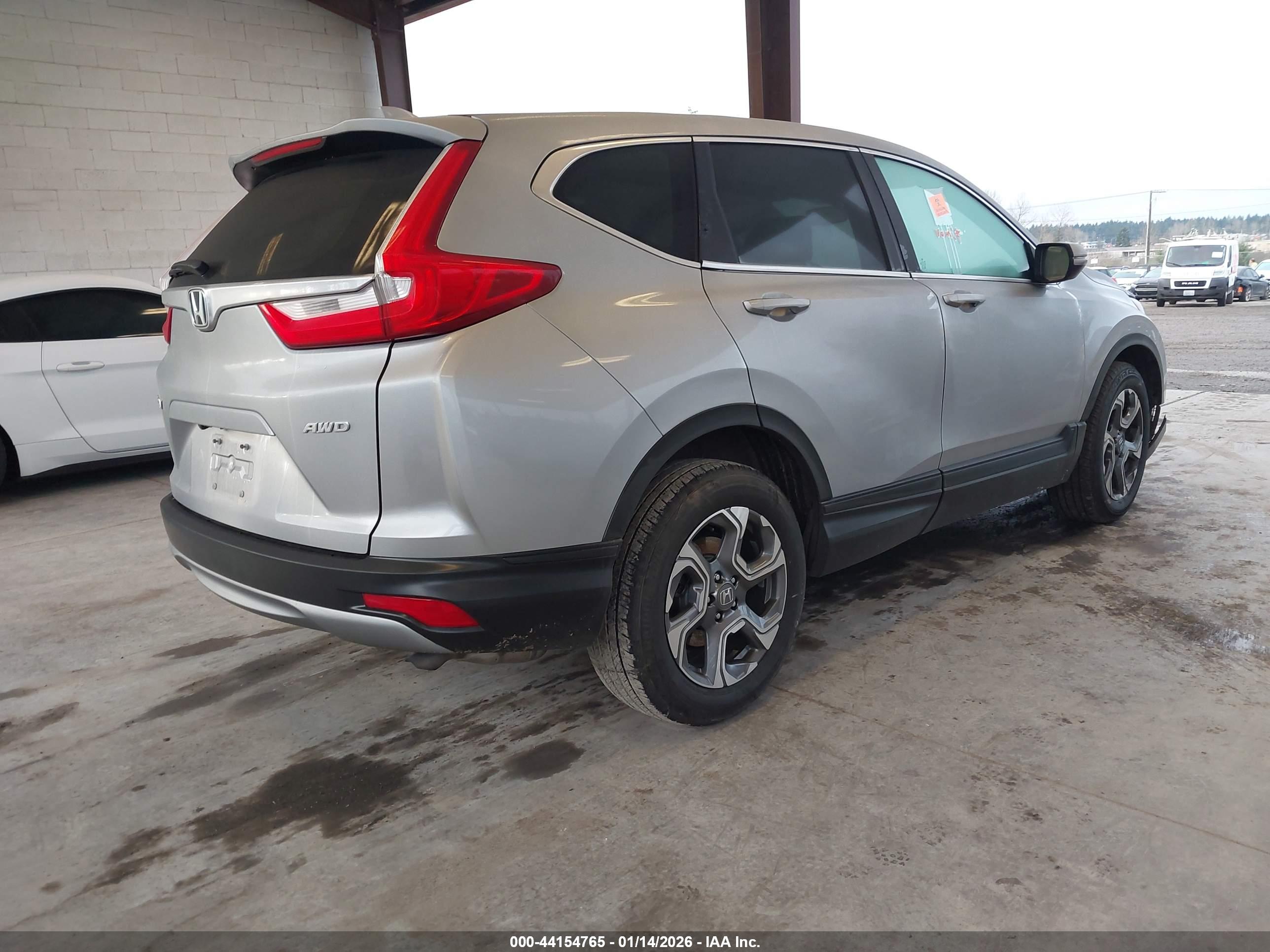 HONDA CR-V image 4