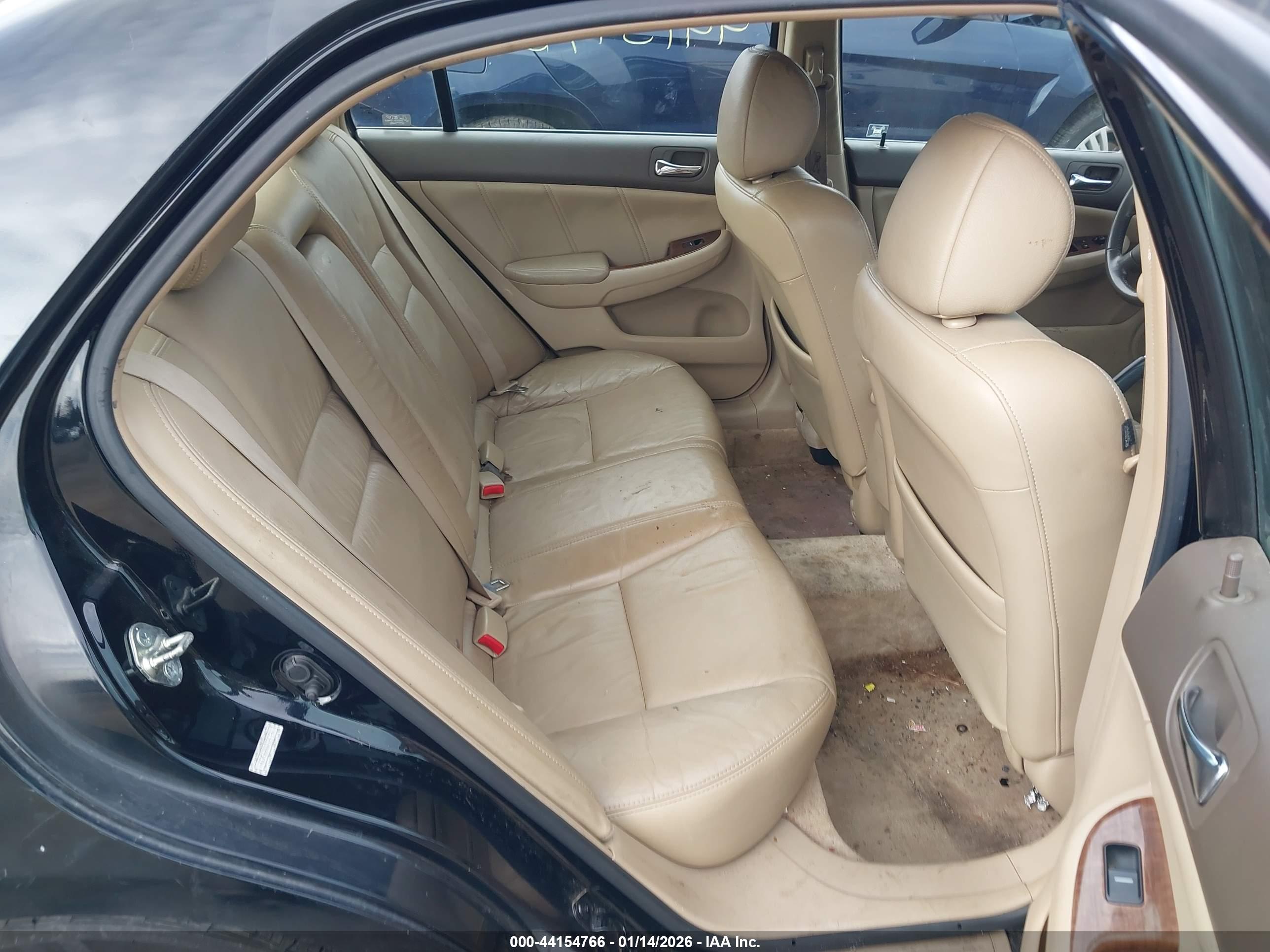 HONDA ACCORD image 8