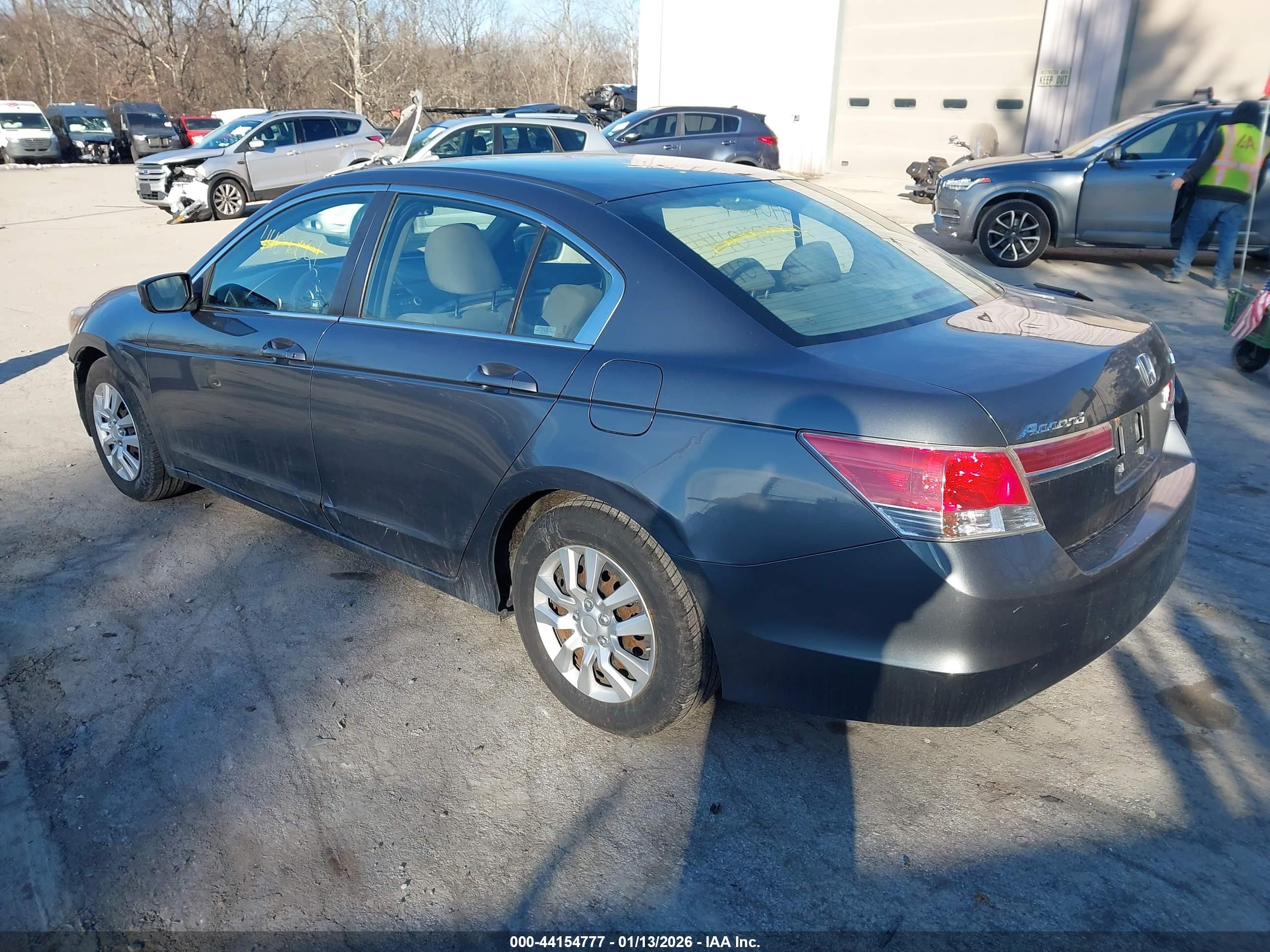 HONDA ACCORD image 3