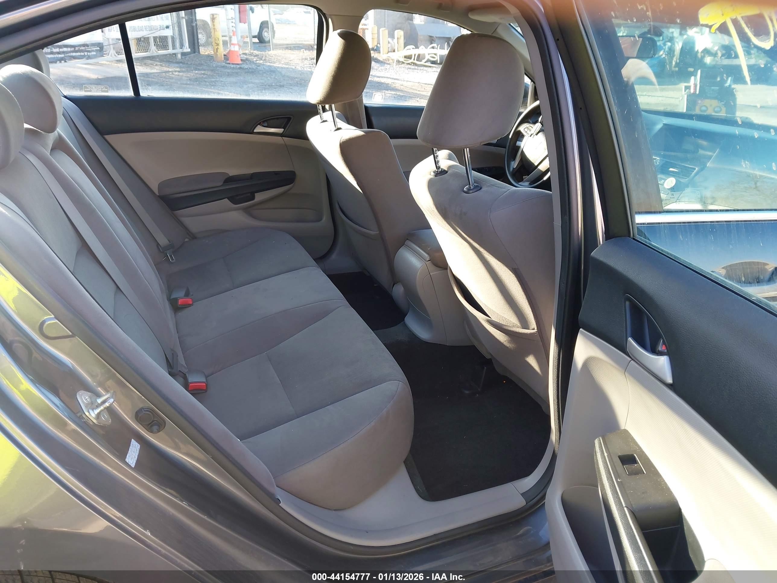 HONDA ACCORD image 8