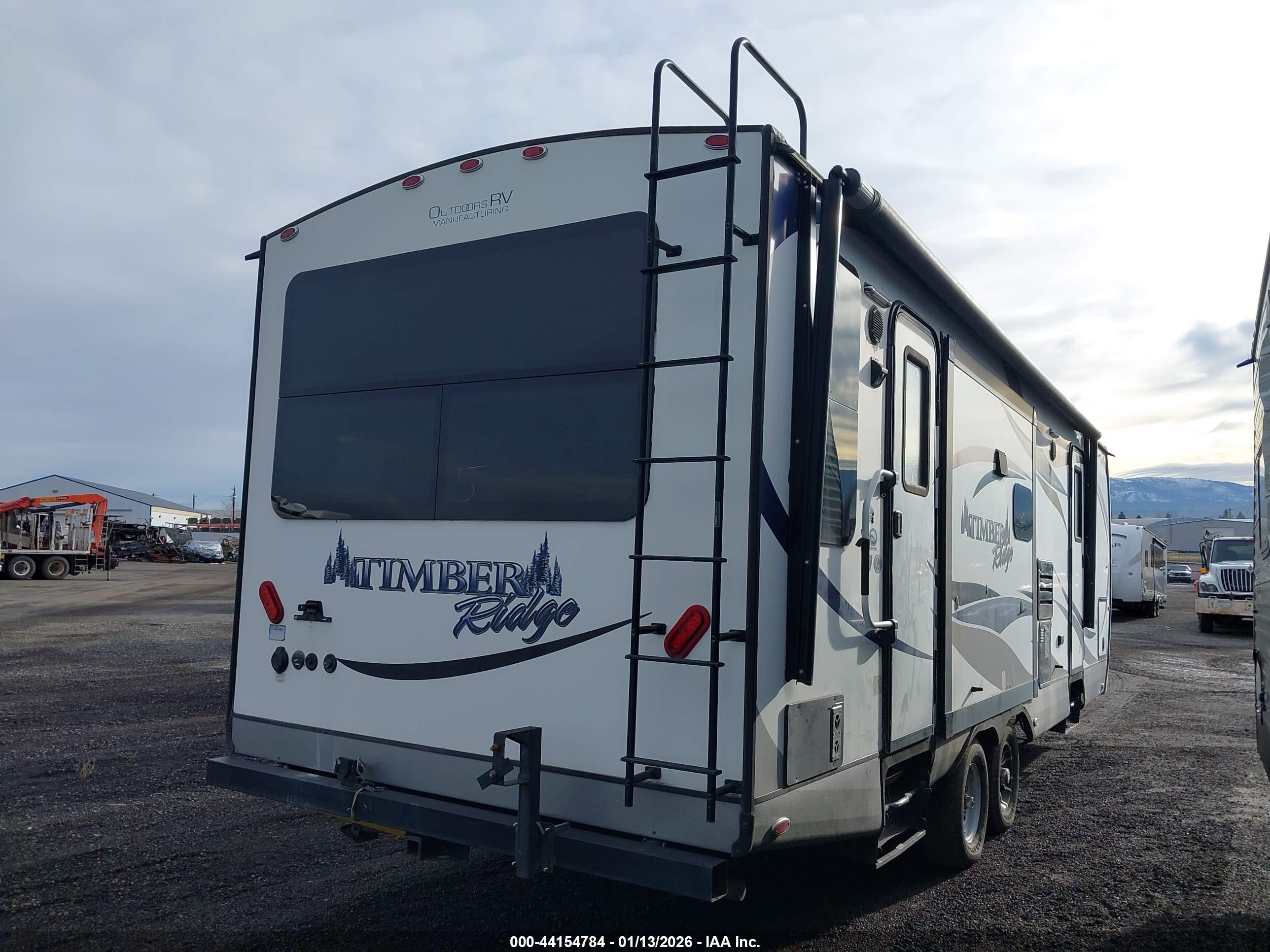 OUTDOOR RV image 4