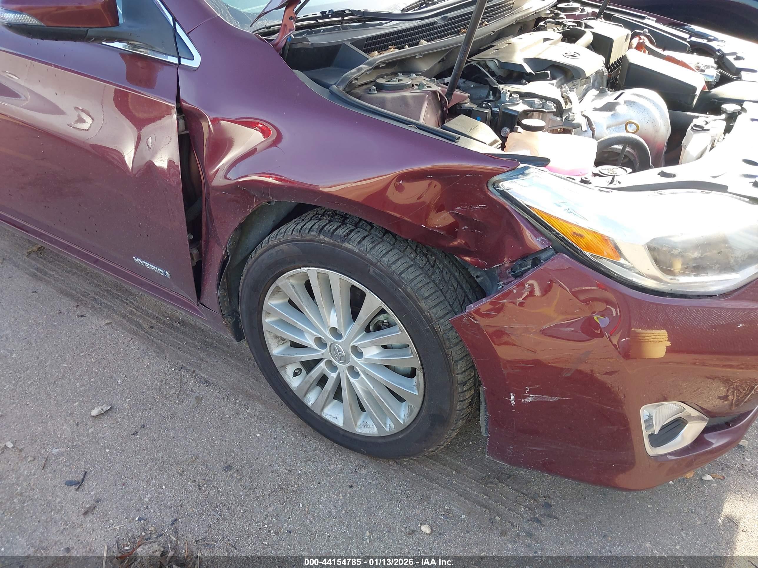 TOYOTA AVALON image 6
