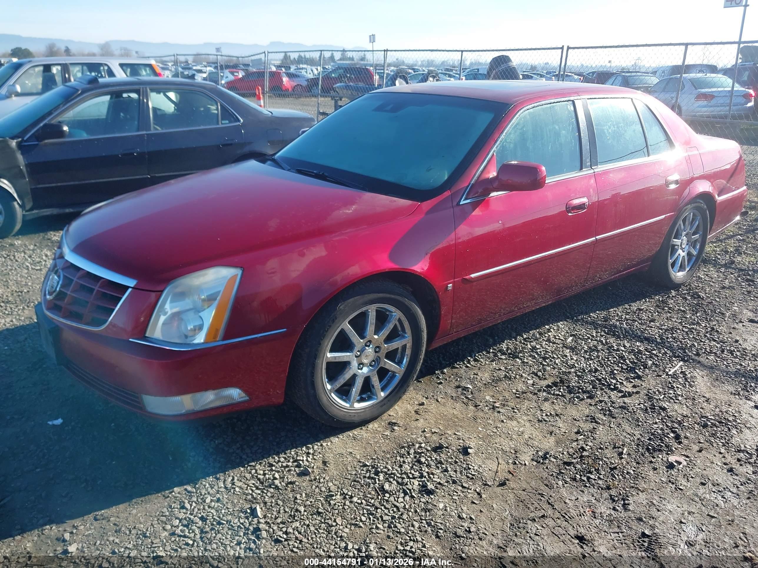 CADILLAC DTS image 2