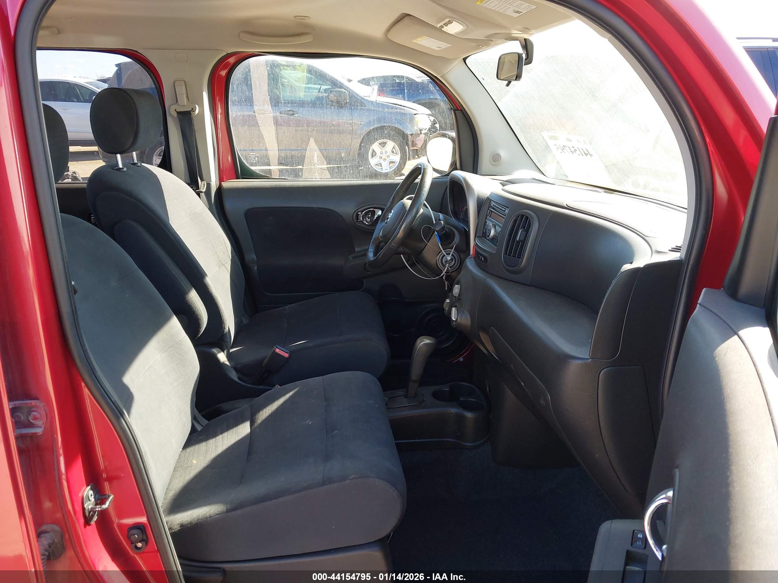 NISSAN CUBE image 5