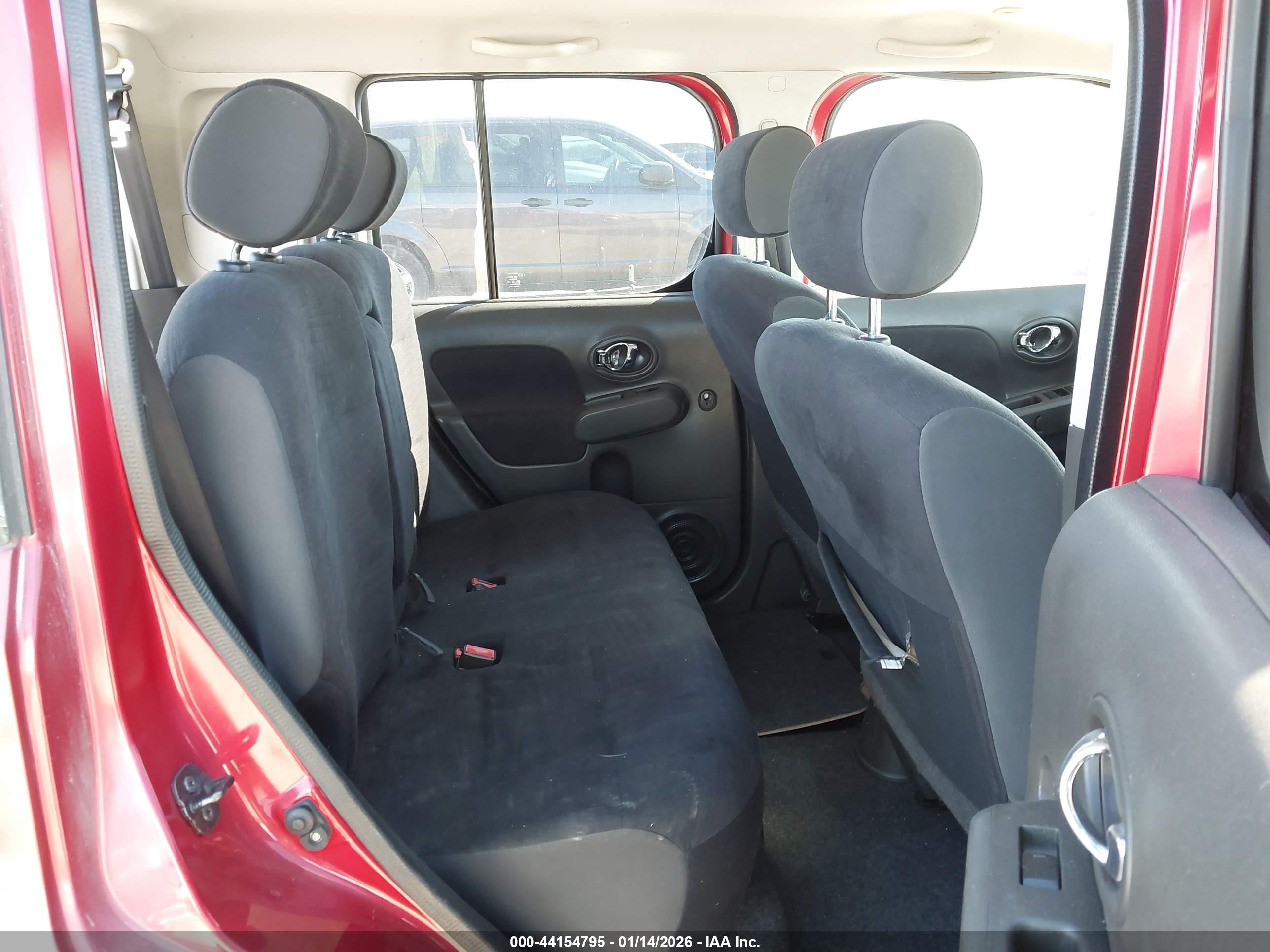 NISSAN CUBE image 8