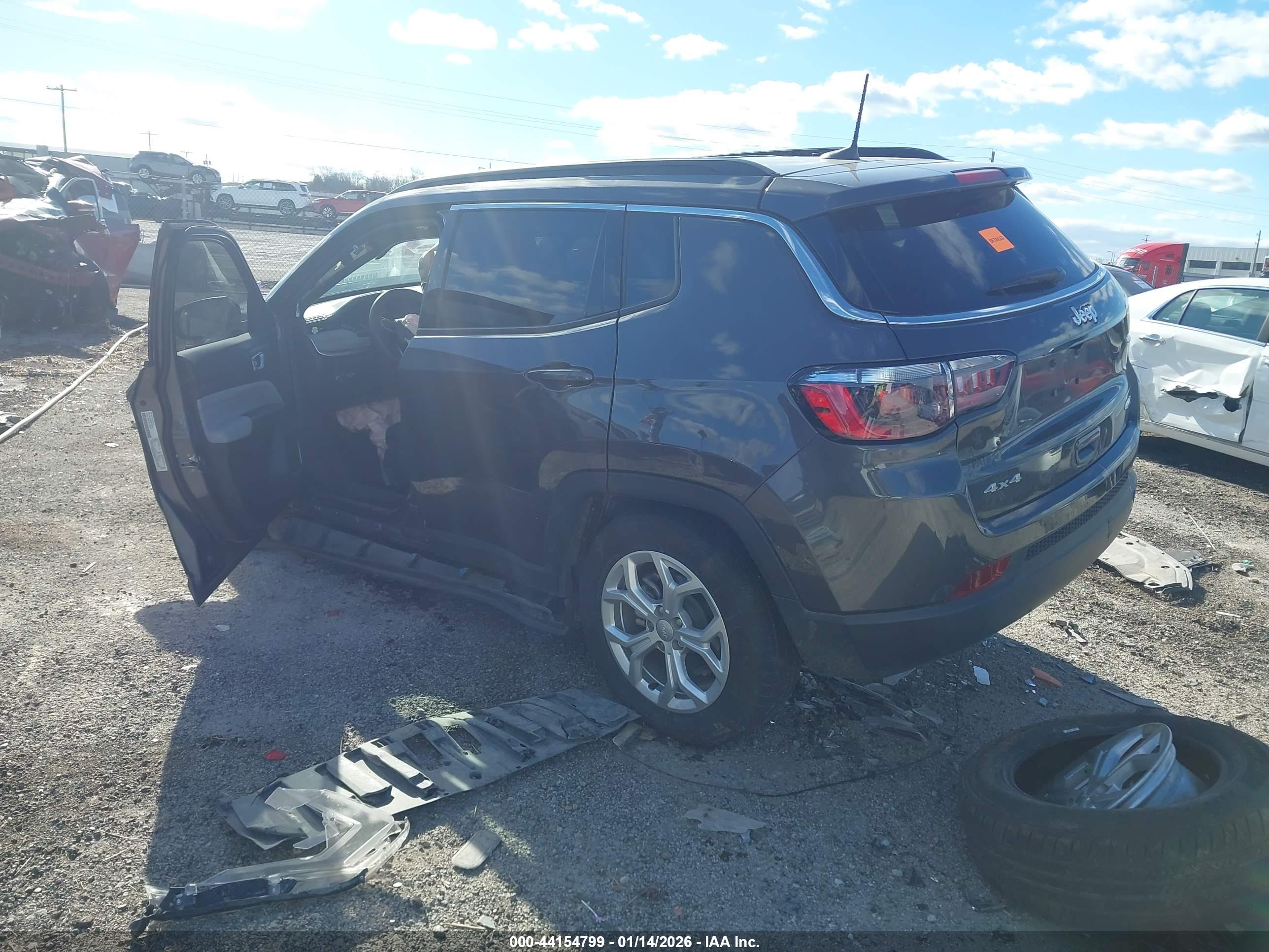 JEEP COMPASS image 3