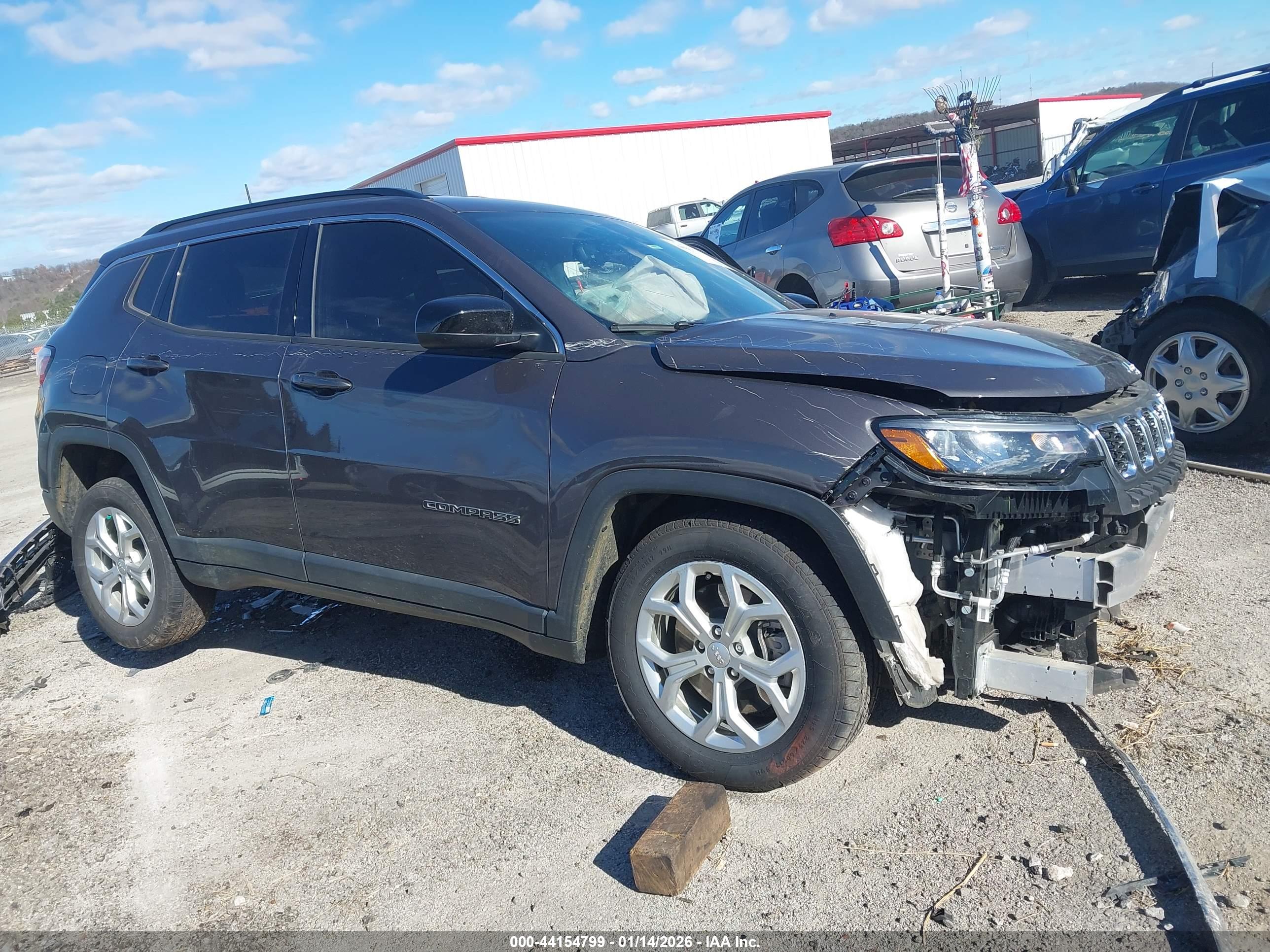 JEEP COMPASS image 6