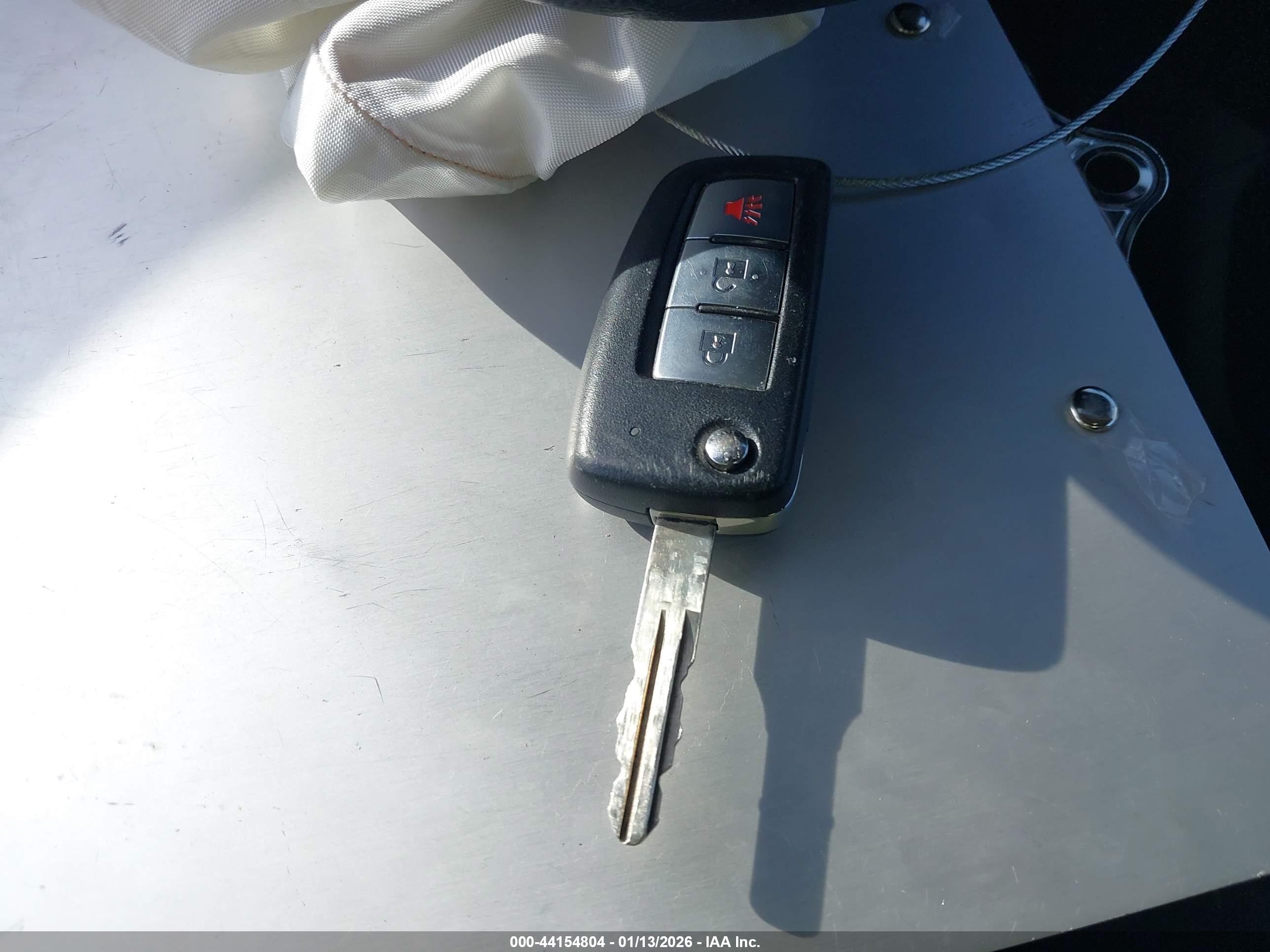 NISSAN ROGUE image 11