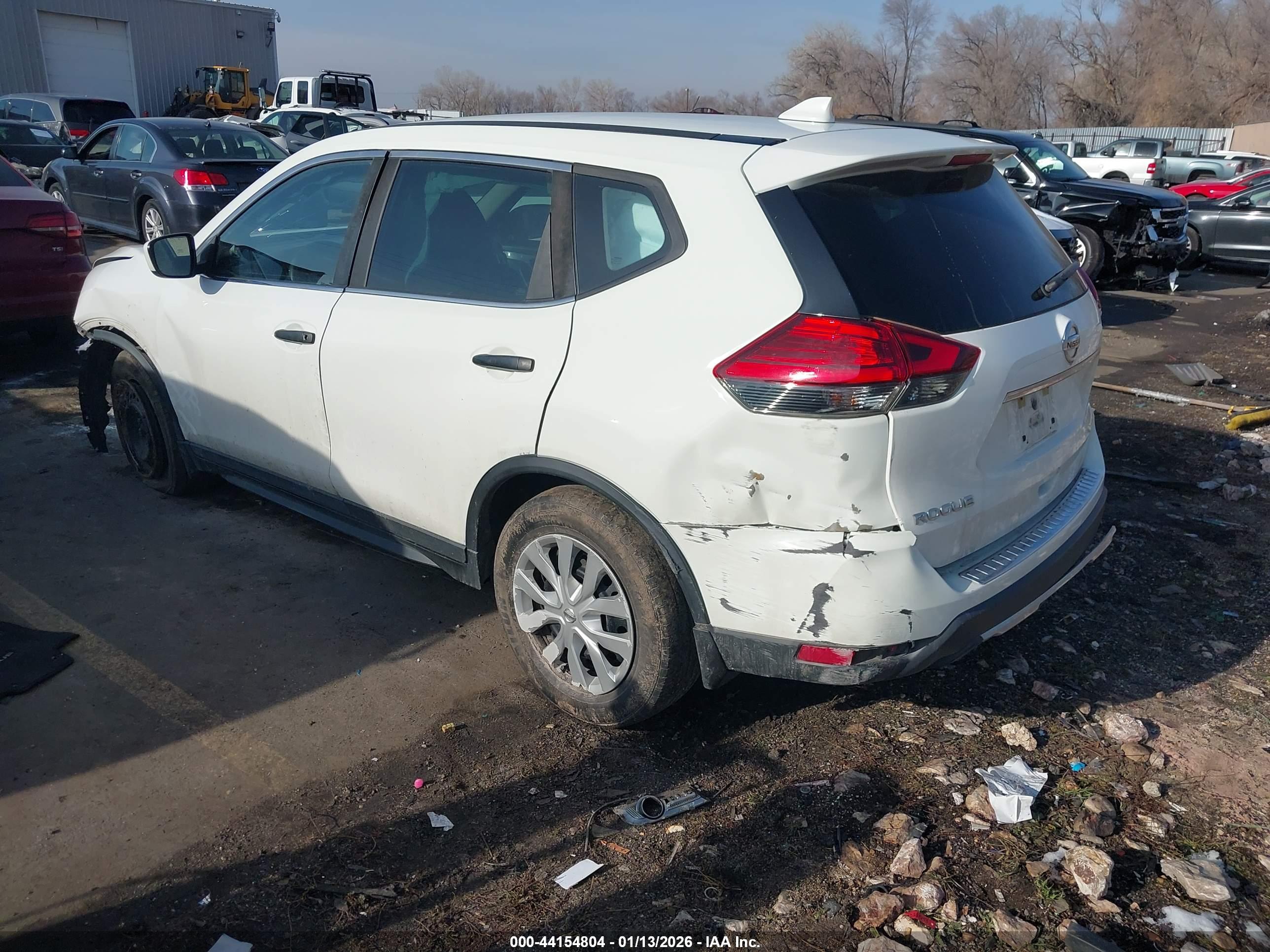 NISSAN ROGUE image 3