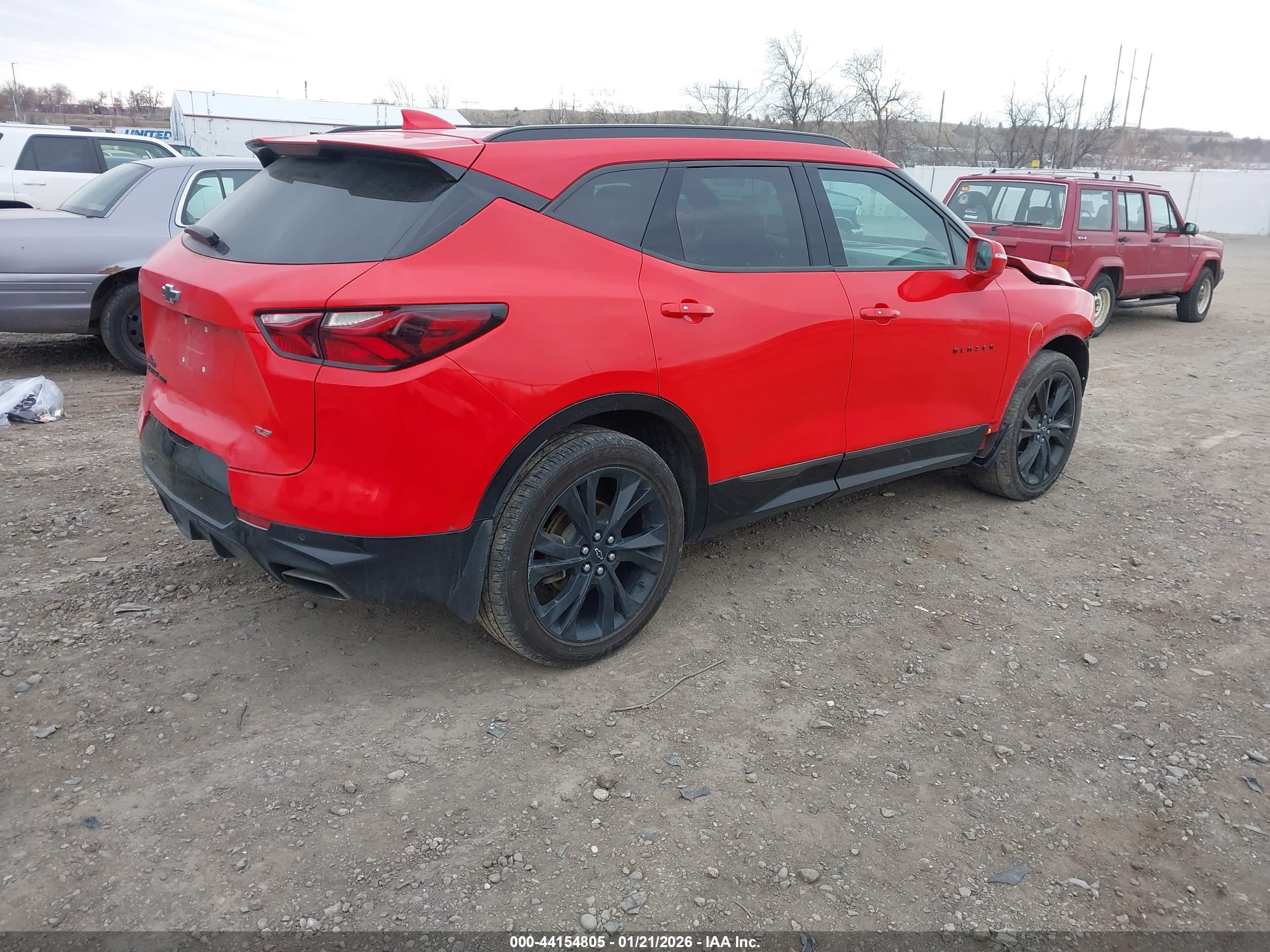 CHEVROLET BLAZER image 4