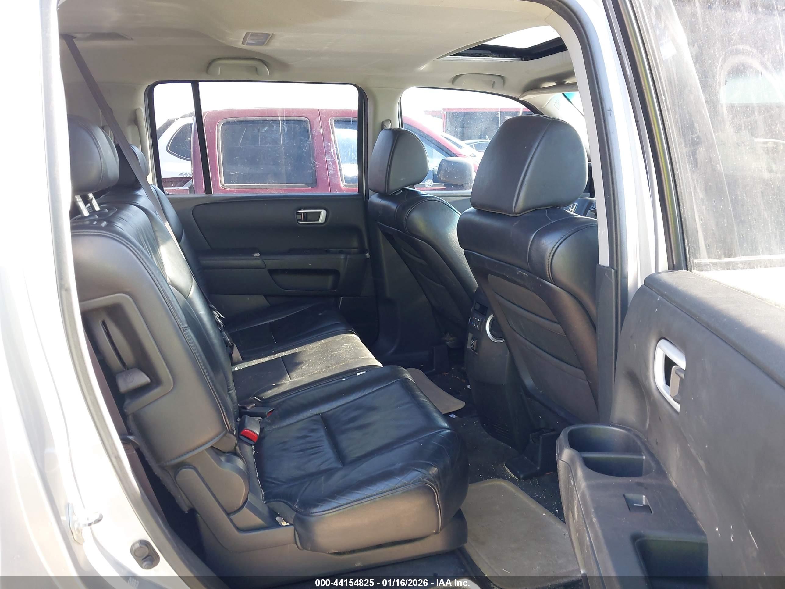 HONDA PILOT image 8