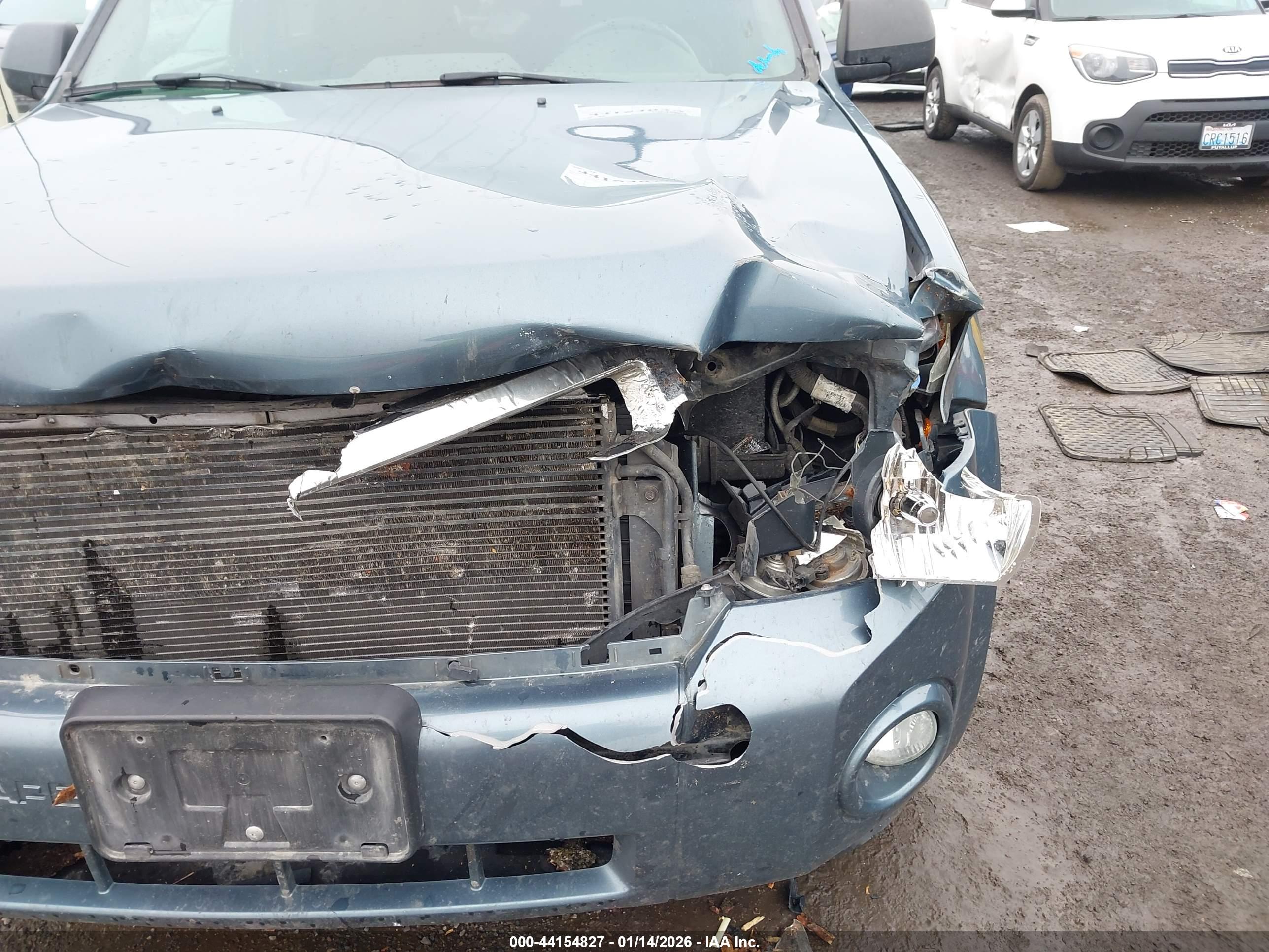 FORD ESCAPE image 6