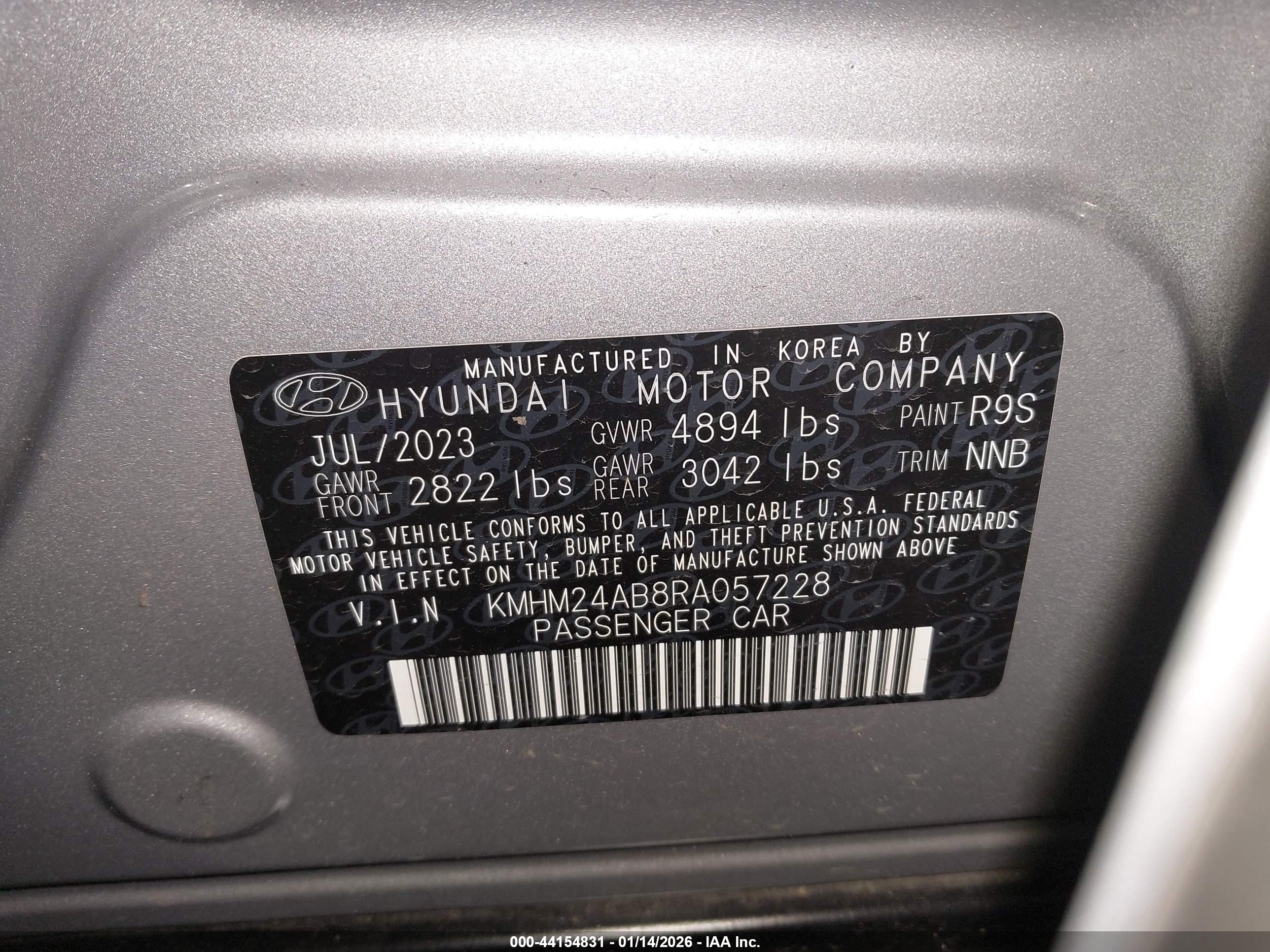HYUNDAI IONIQ image 9