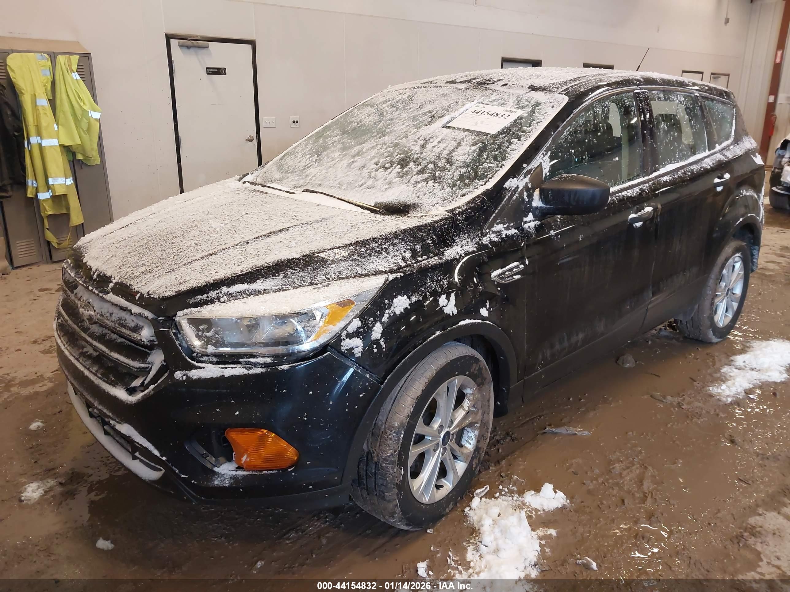 FORD ESCAPE image 2