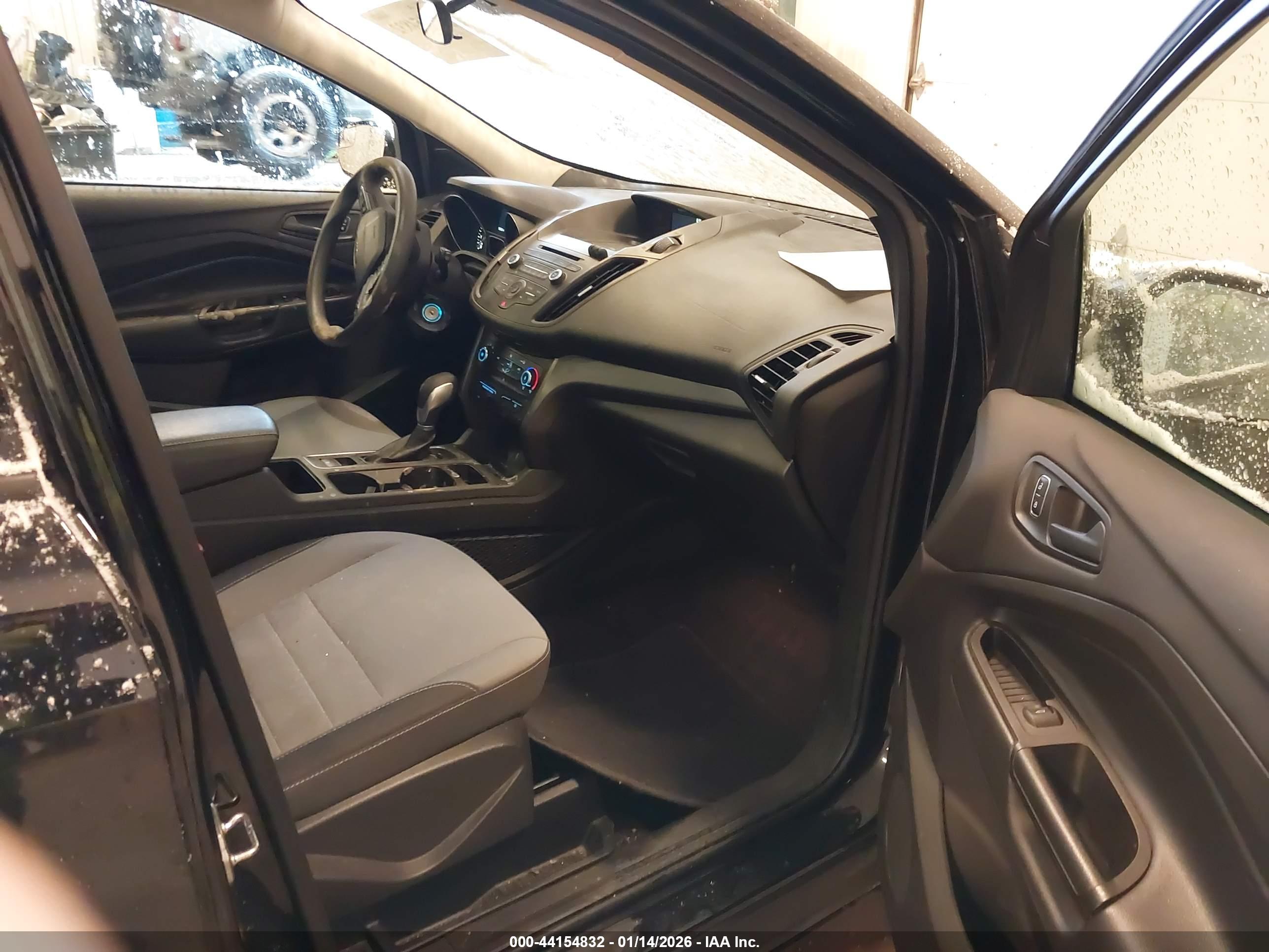 FORD ESCAPE image 5