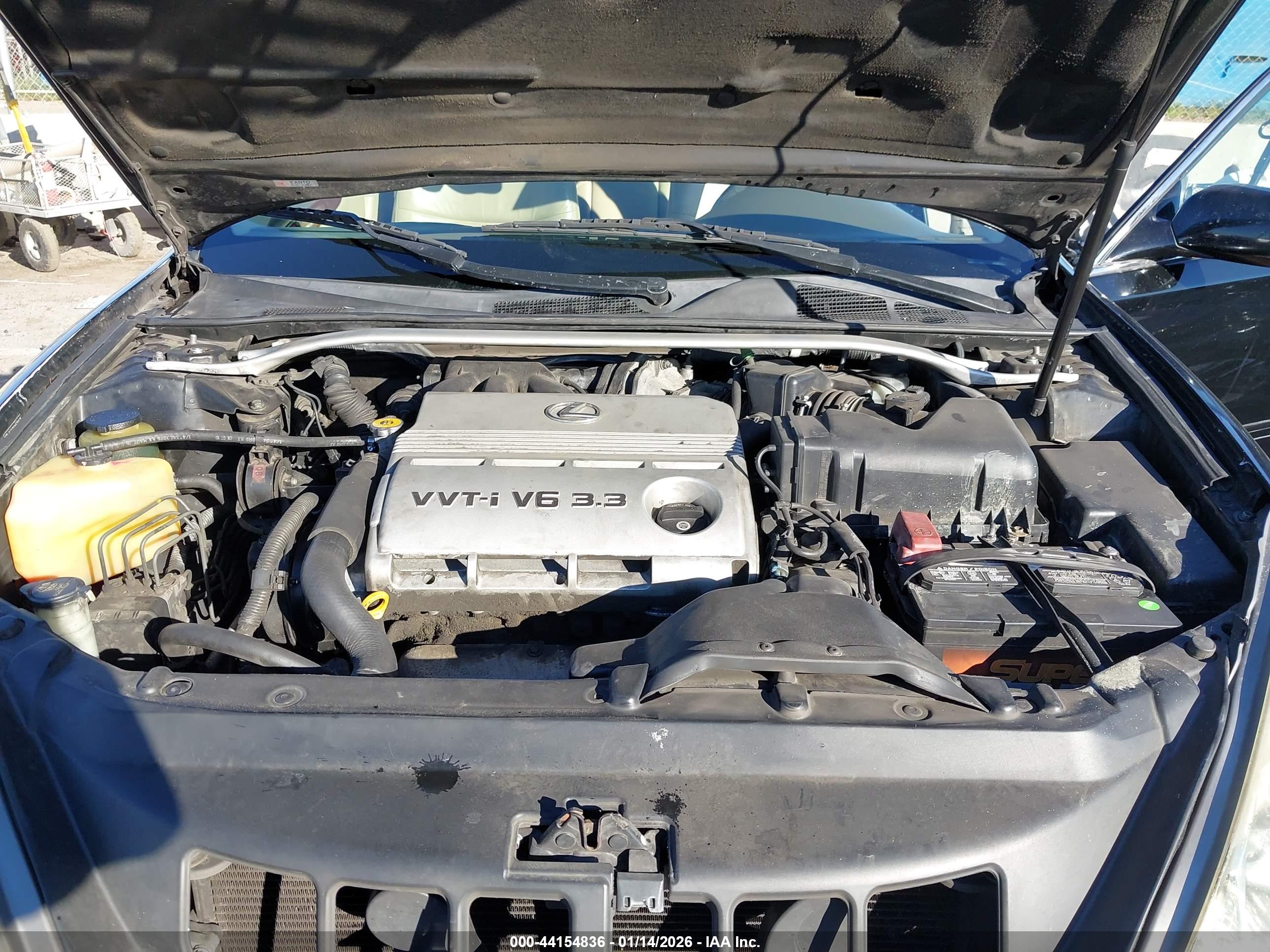 LEXUS ES image 10