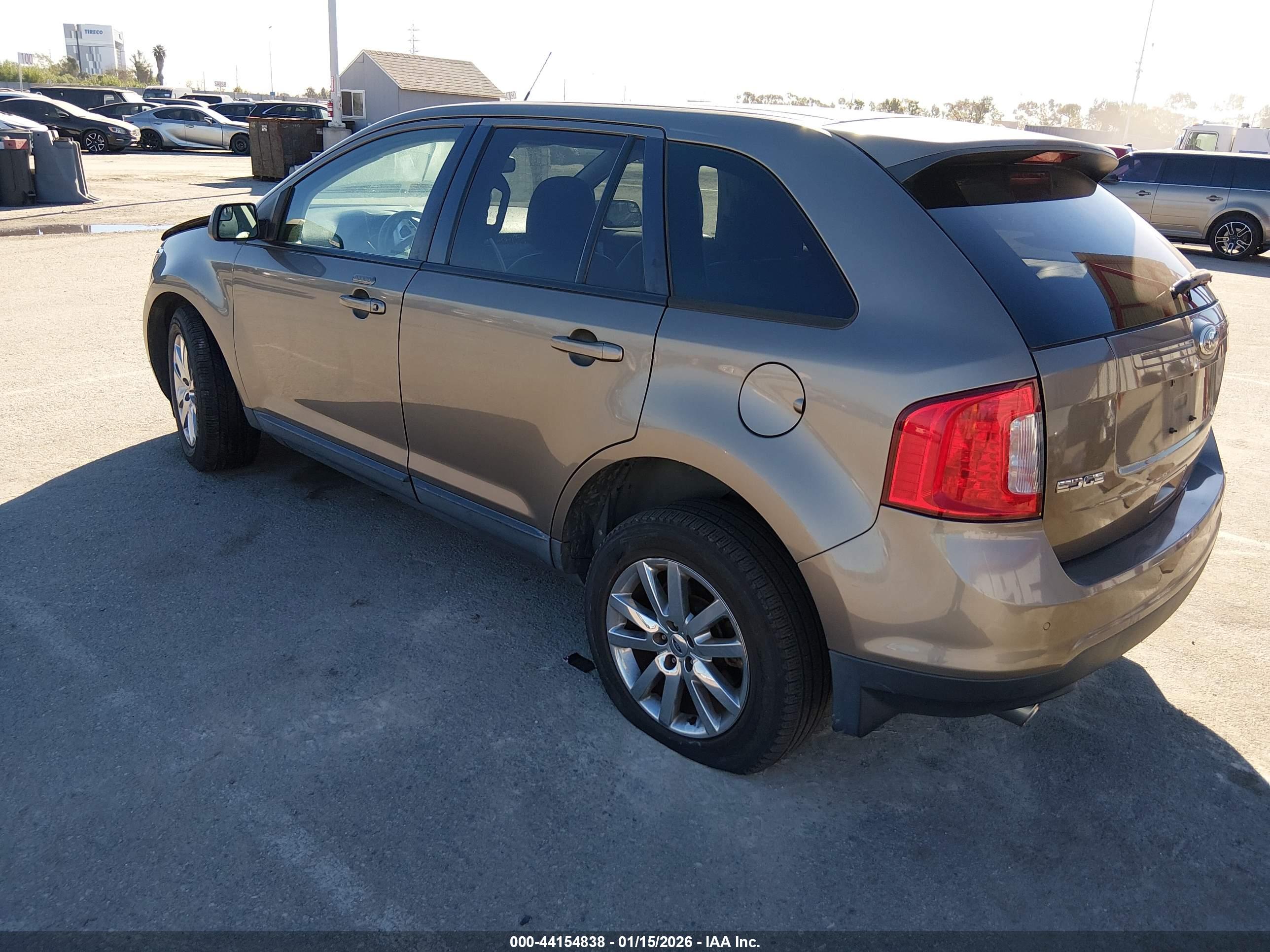 FORD EDGE image 3