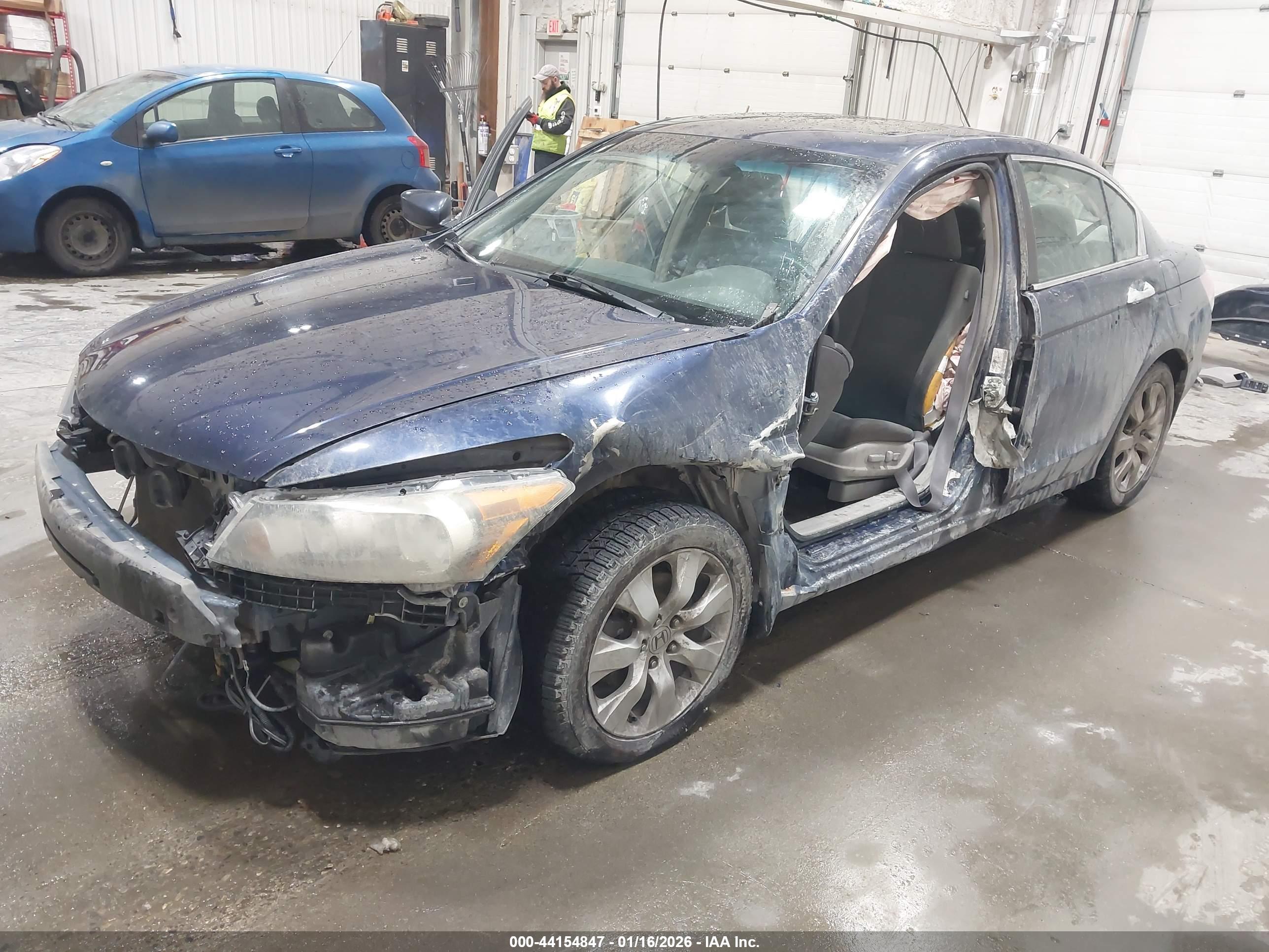 HONDA ACCORD image 2